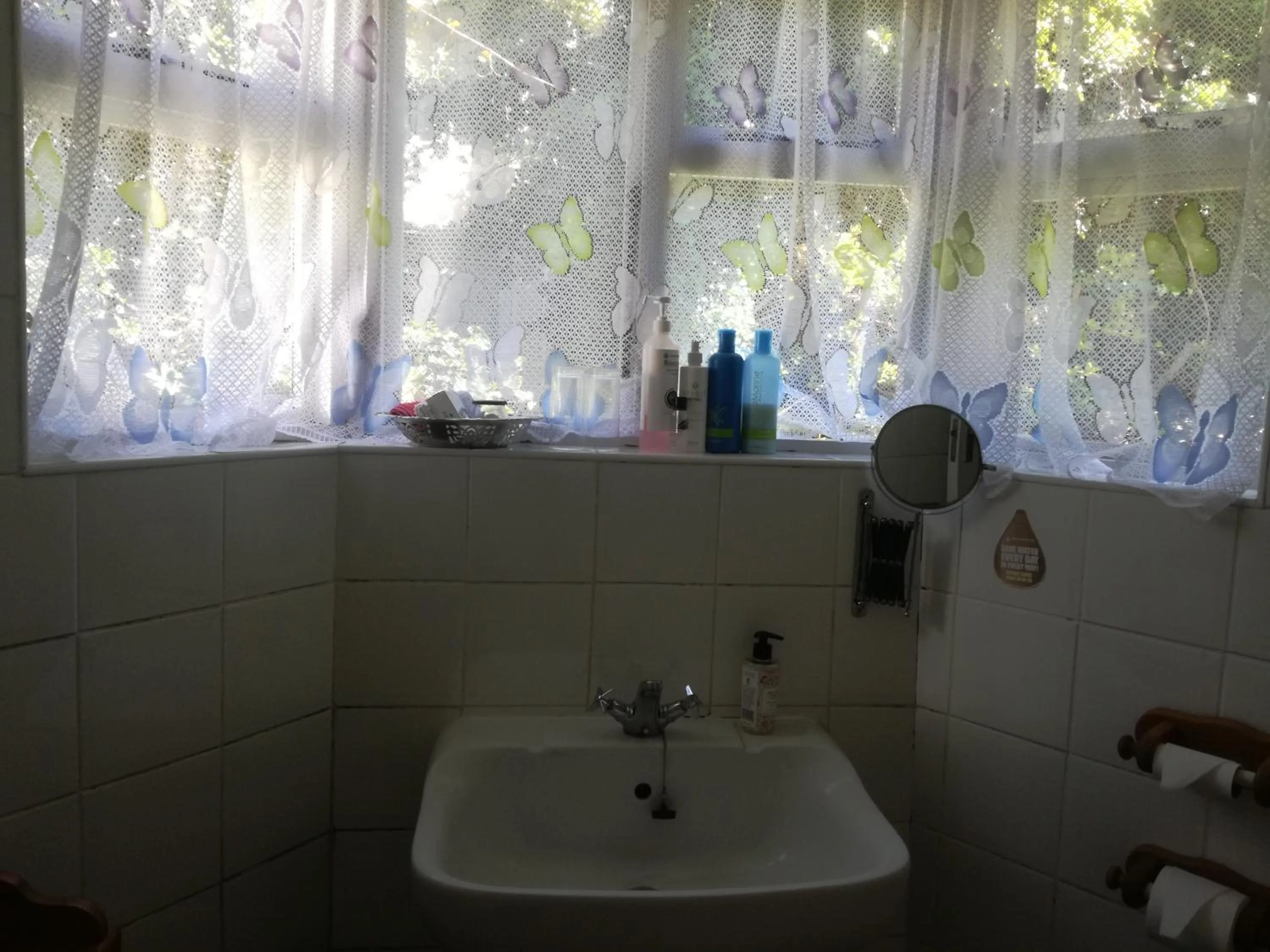Bathroom in Valley Guest House