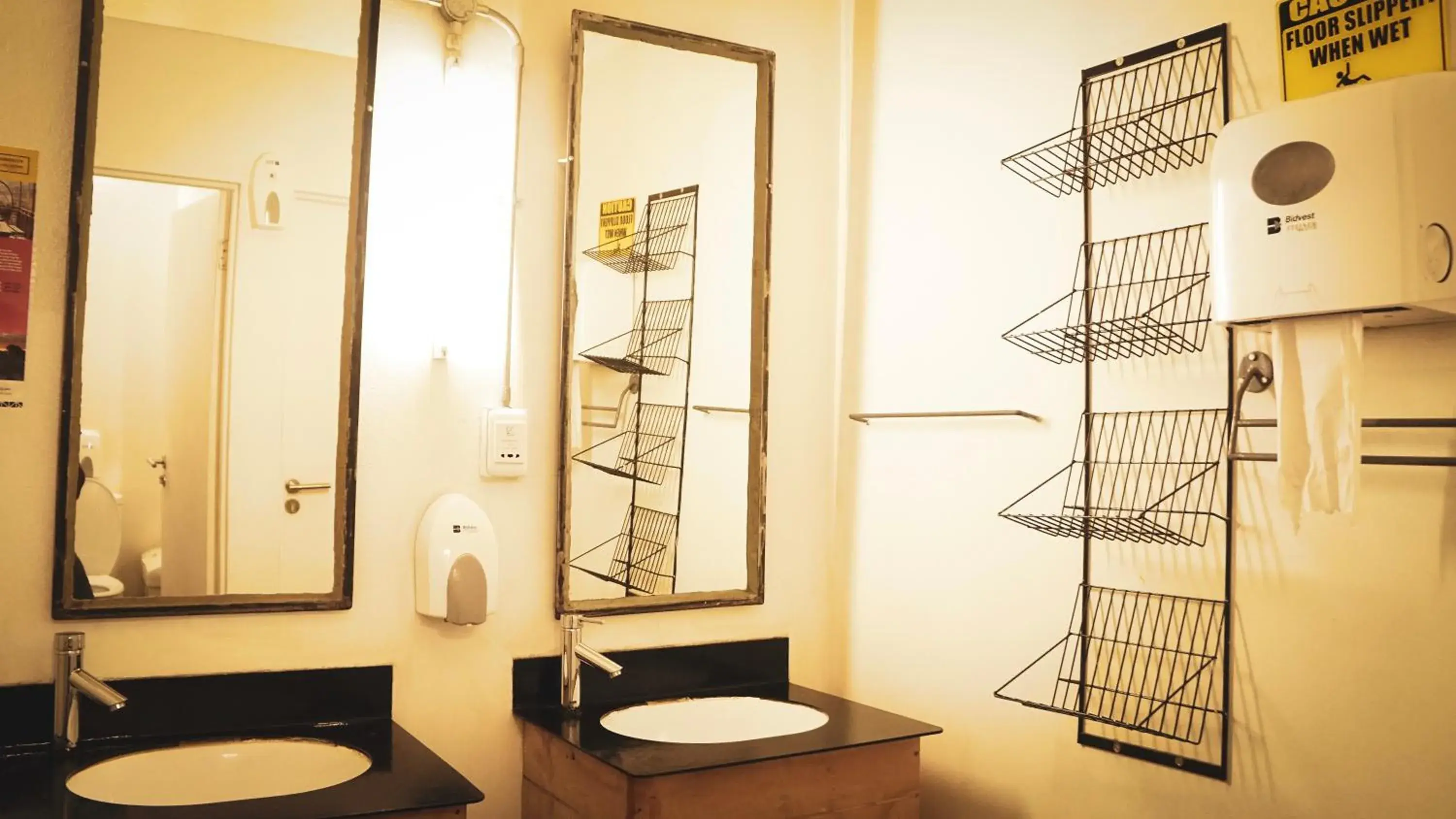 Twin Room in CURIOCITY Backpackers Johannesburg Twin Room in CURIOCITY Backpackers Johannesburg