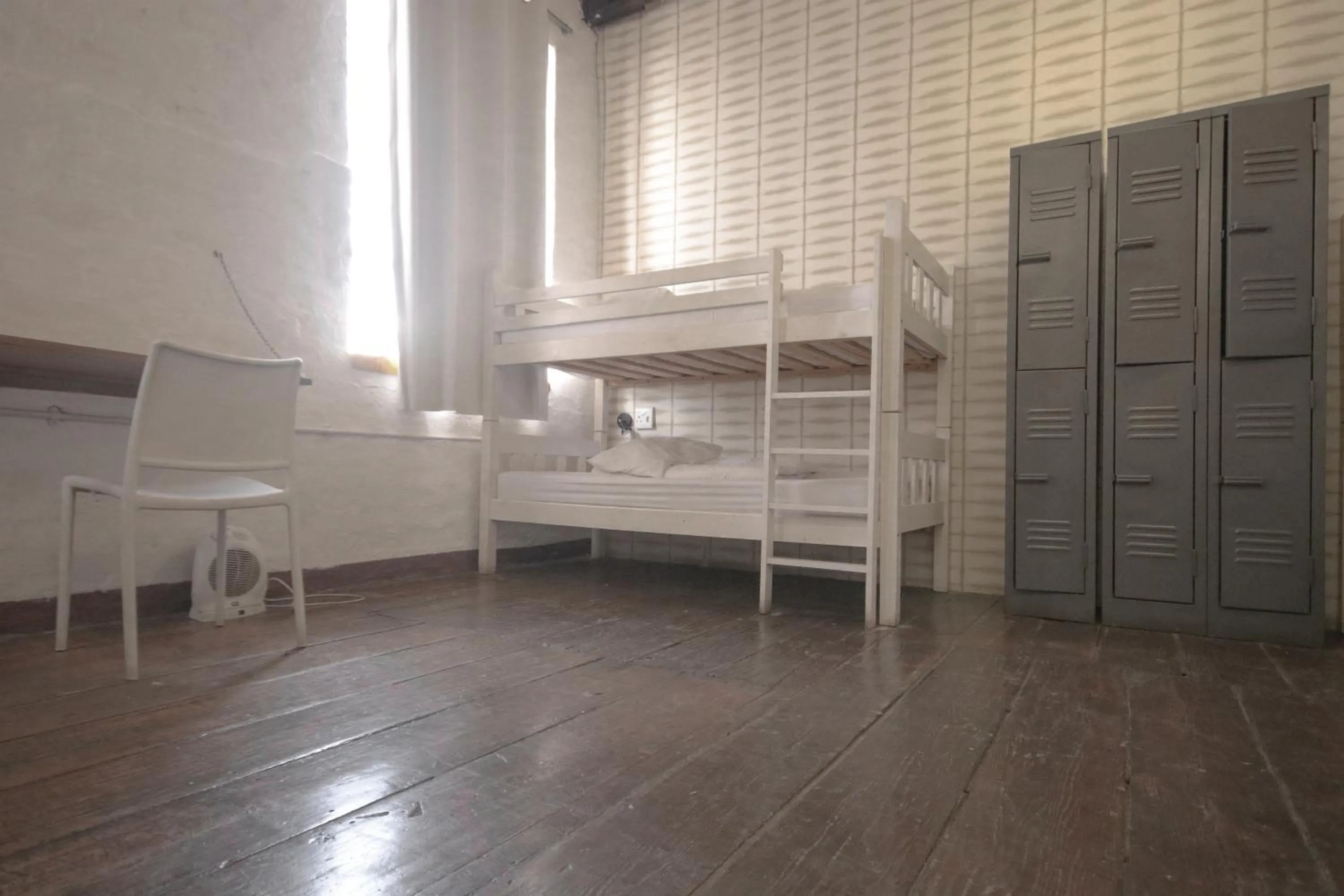 Bedroom, Bed in CURIOCITY Backpackers Johannesburg