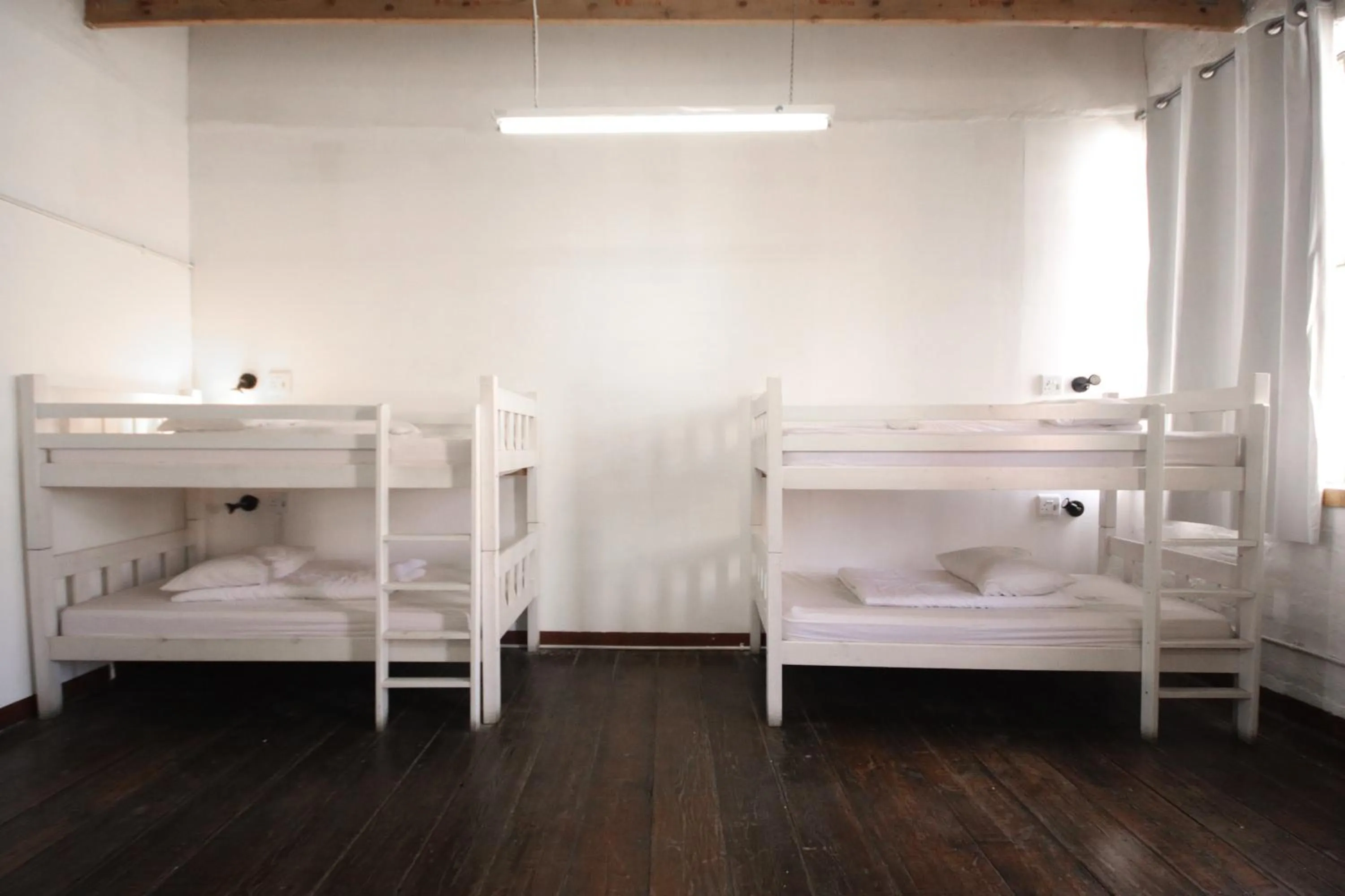 bunk bed, Bed in CURIOCITY Backpackers Johannesburg