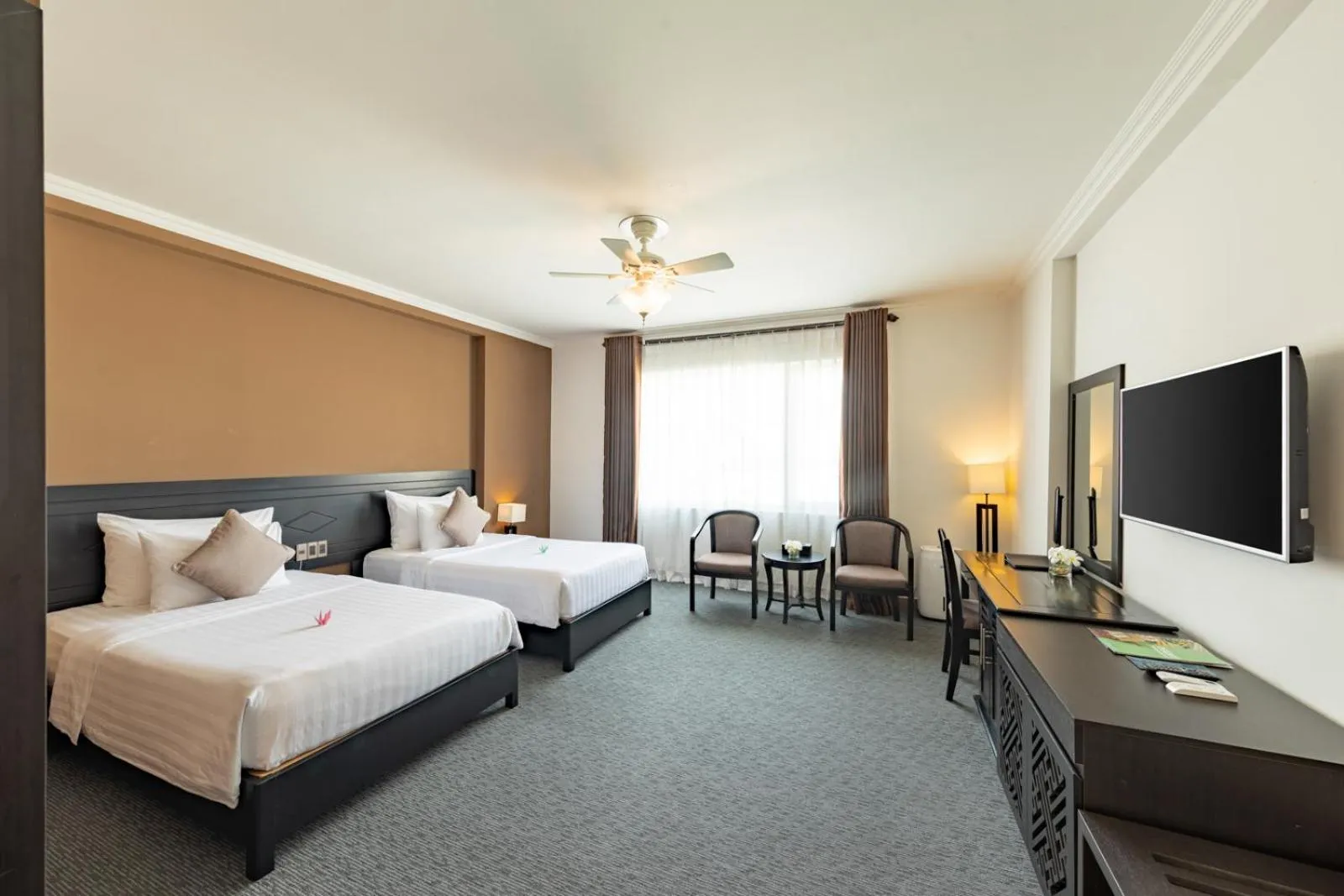 Photo of the whole room, Bed in Grandvrio City Danang By Route Inn Group
