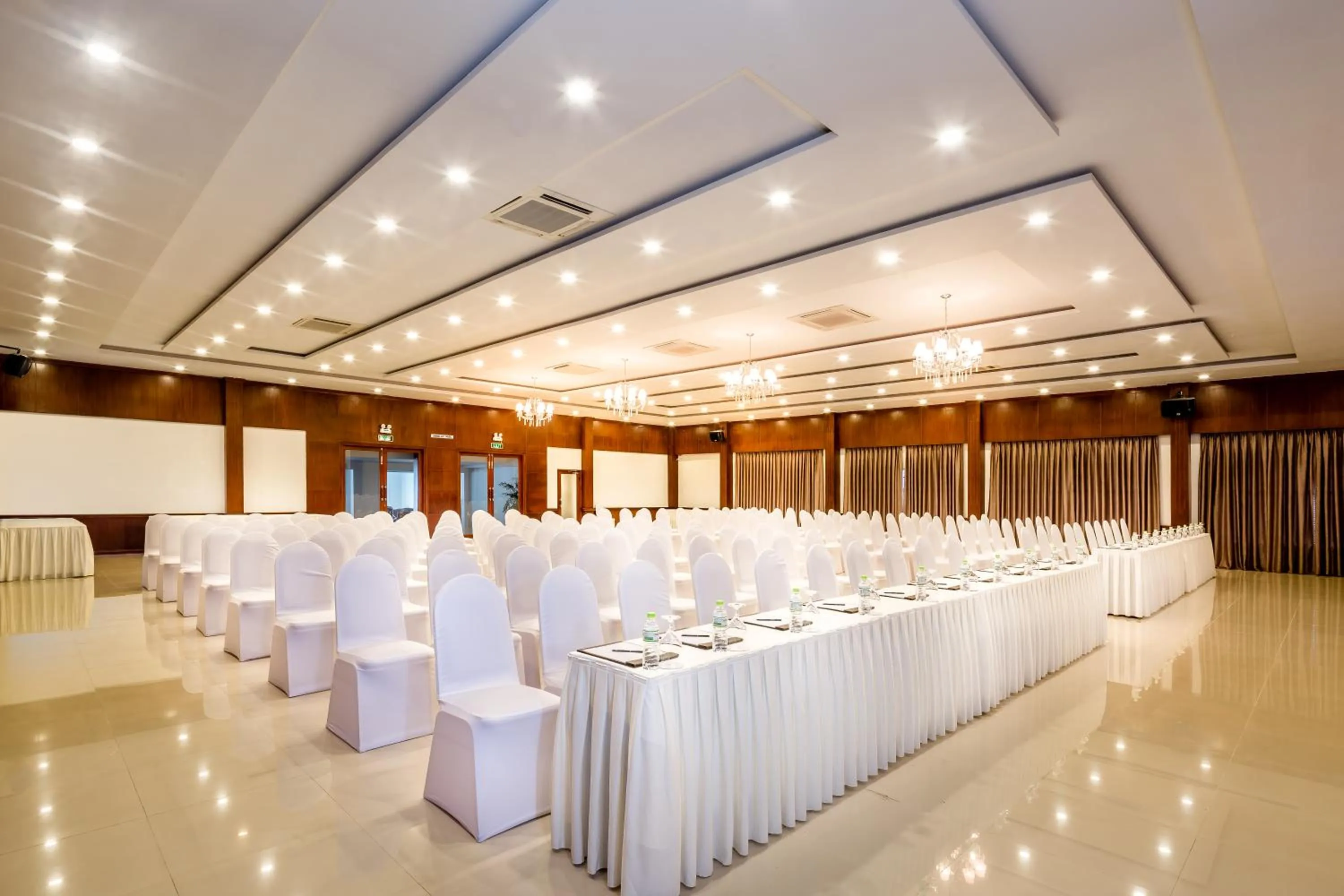 Business facilities in Grandvrio City Danang By Route Inn Group