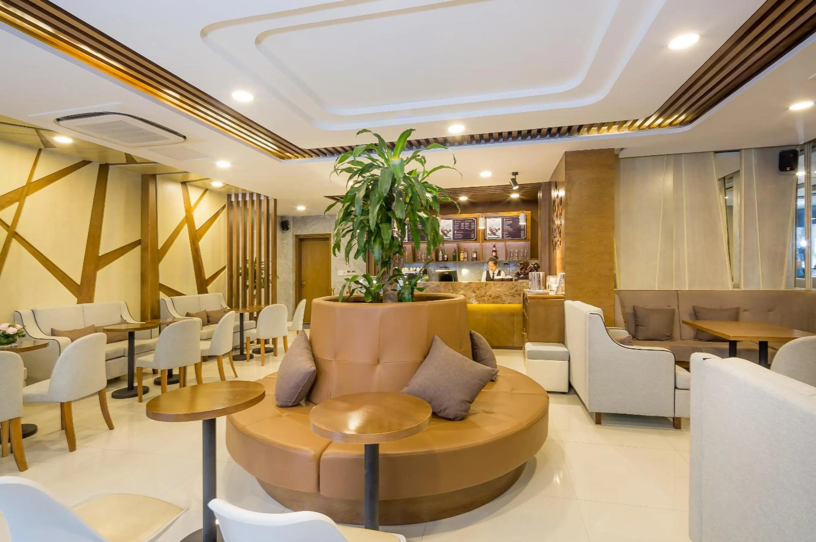 Restaurant/places to eat in Grandvrio City Danang By Route Inn Group