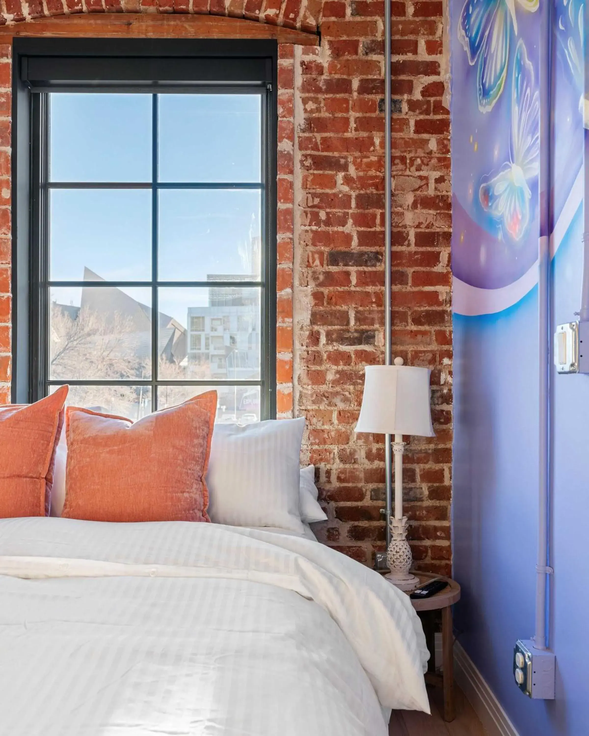 Amanda Wolf Art Suite 210 in The Acoma House Amanda Wolf Art Suite 210 in The Acoma House