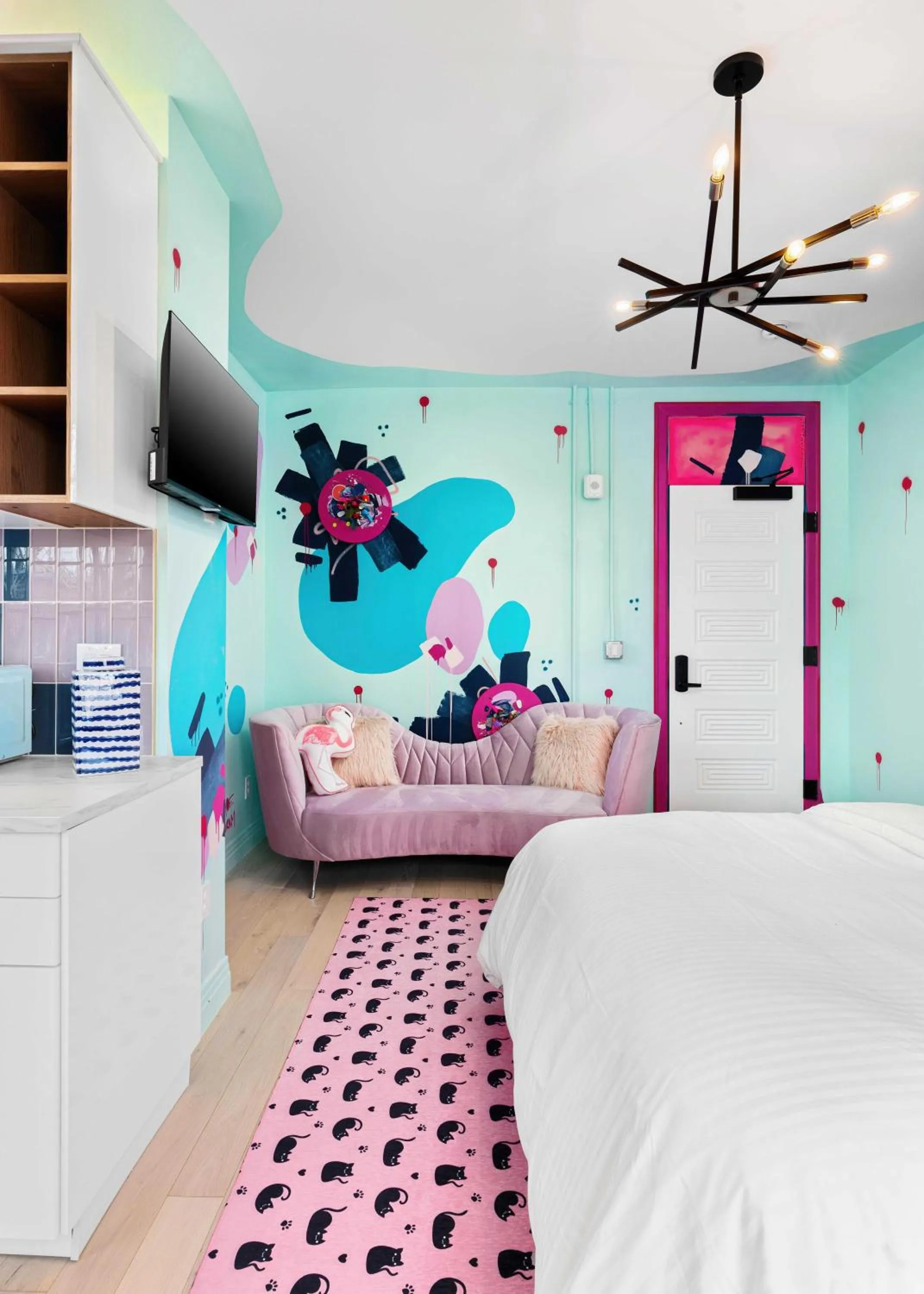 Bed in The Acoma House