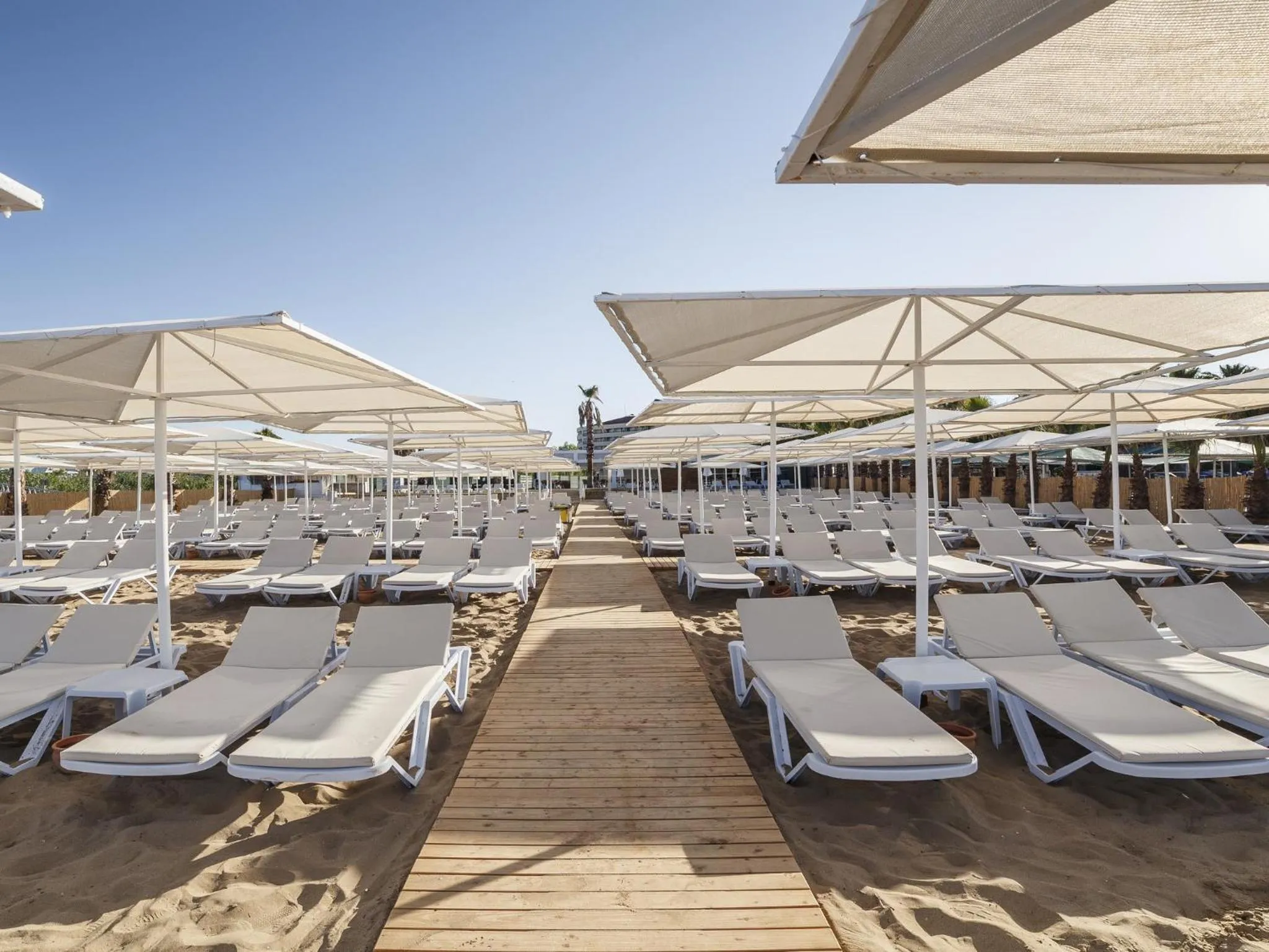 Beach in Luna Blanca Resort & Spa