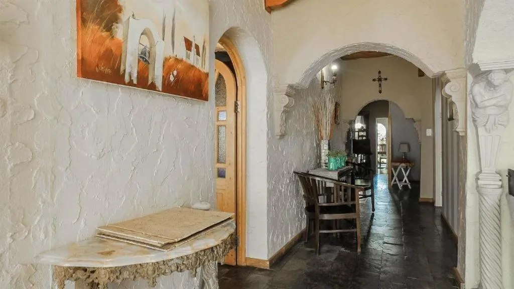 Living room in Just Tiffany Guest House & Conference Facility