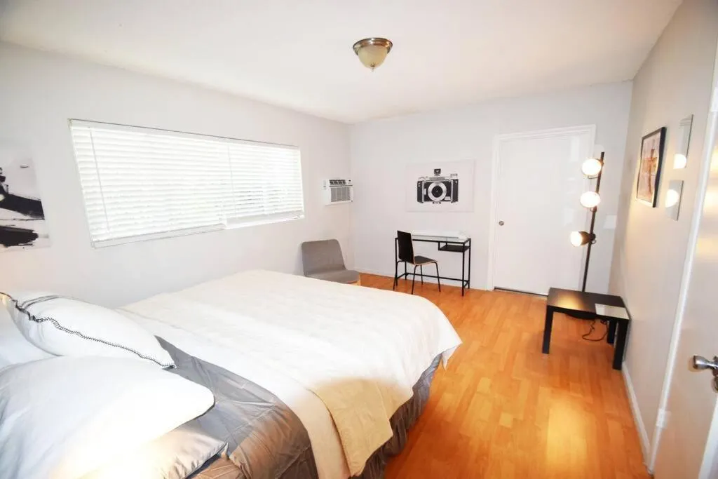 Bed in Hollywood Business Apartments