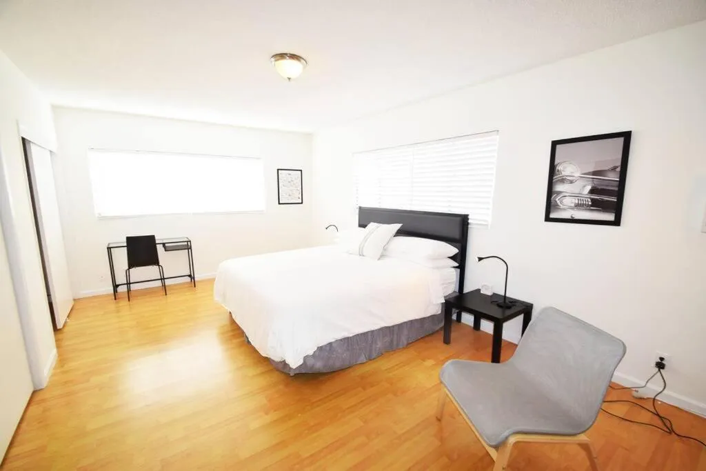 Bed in Hollywood Business Apartments