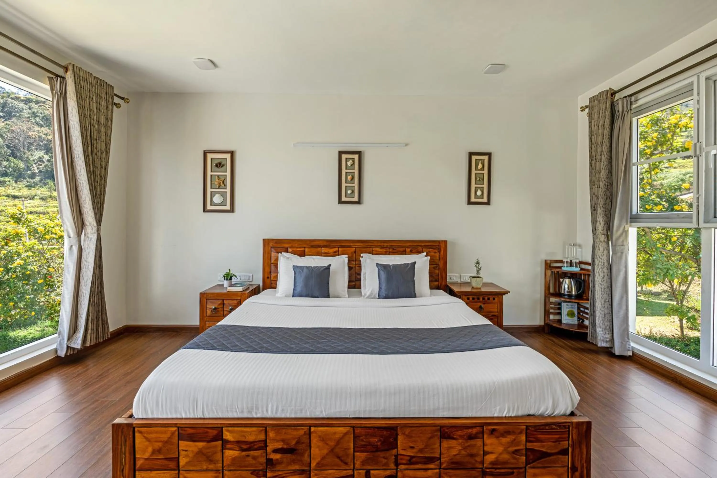 Bed in Kalpavriksha - 4 BR lake facing villa