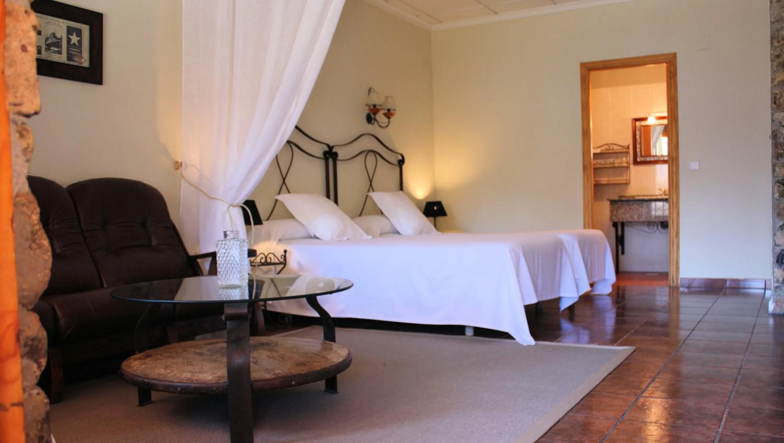 Bedroom, Bed in Chorros del Río Mundo