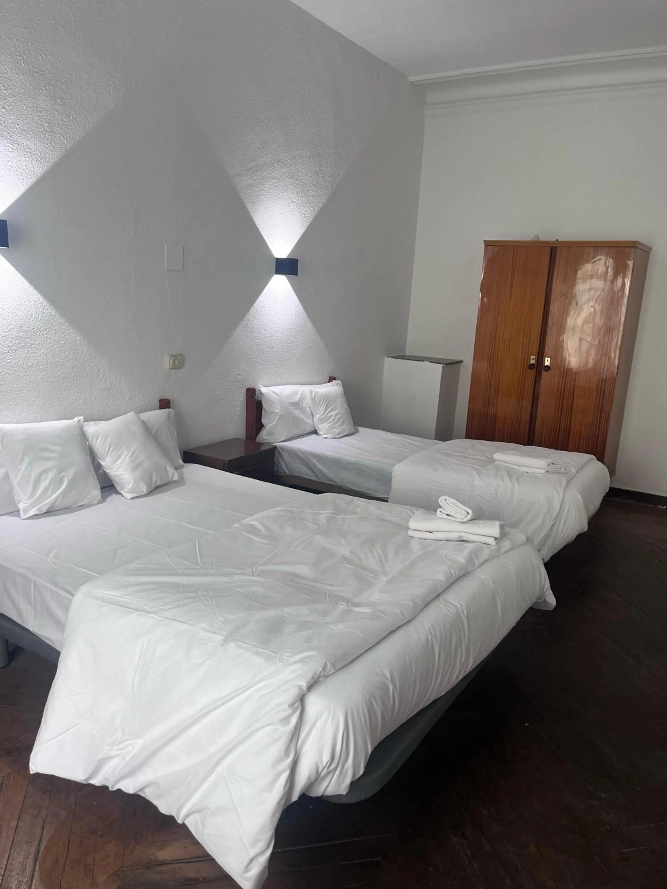 Bed in Hostal Alonso No Limit Madrid