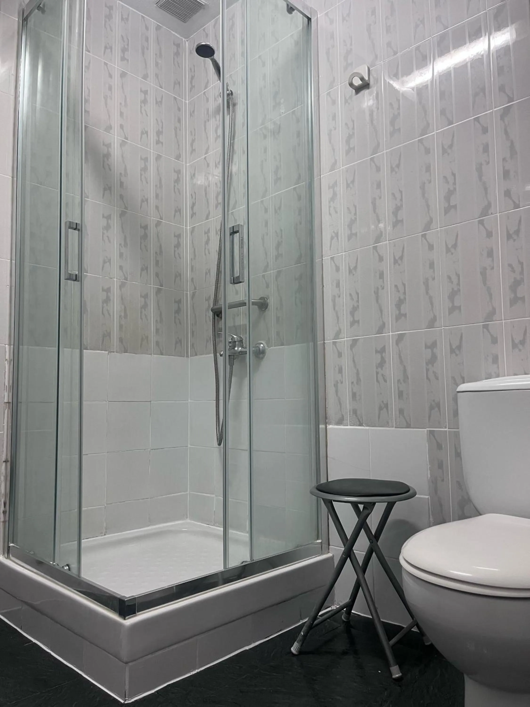 Hostal Alonso No Limit Madrid