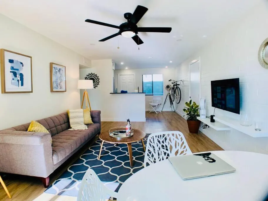 Primo Old Town Location w/ Heated Pool