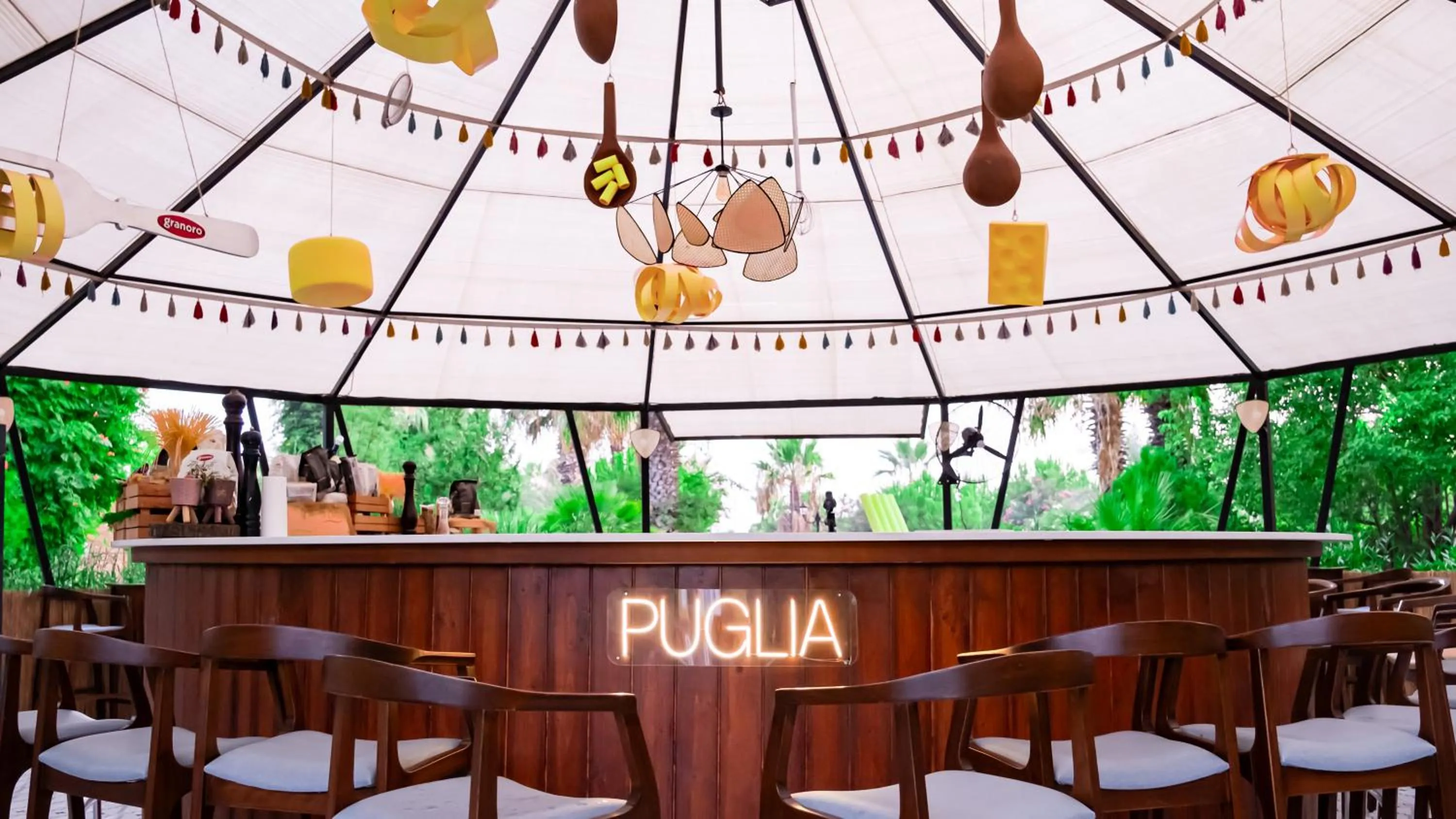 Restaurant/places to eat in Port Nature Luxury Resort