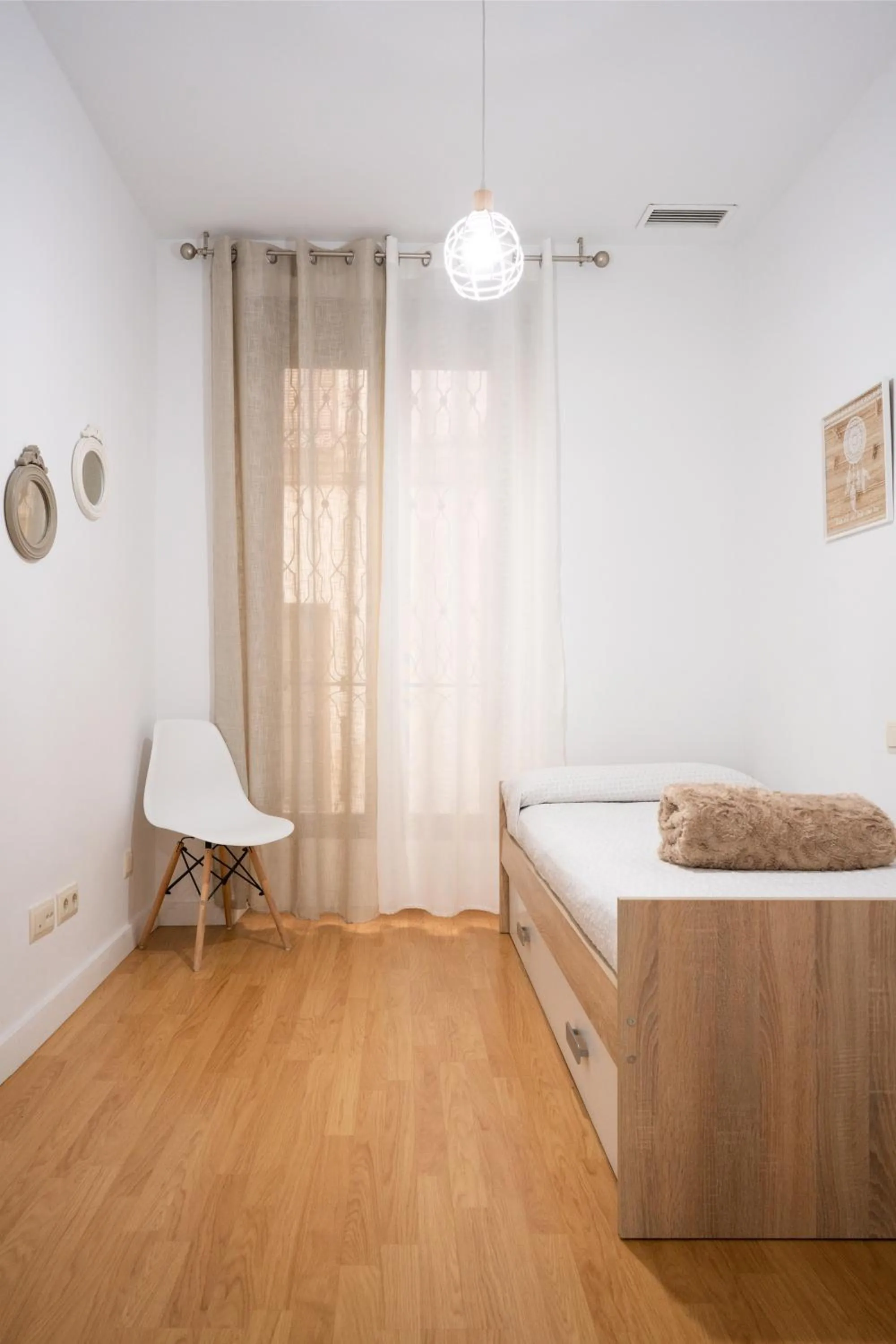 Photo of the whole room, Bed in Pension Venecia Gomerez