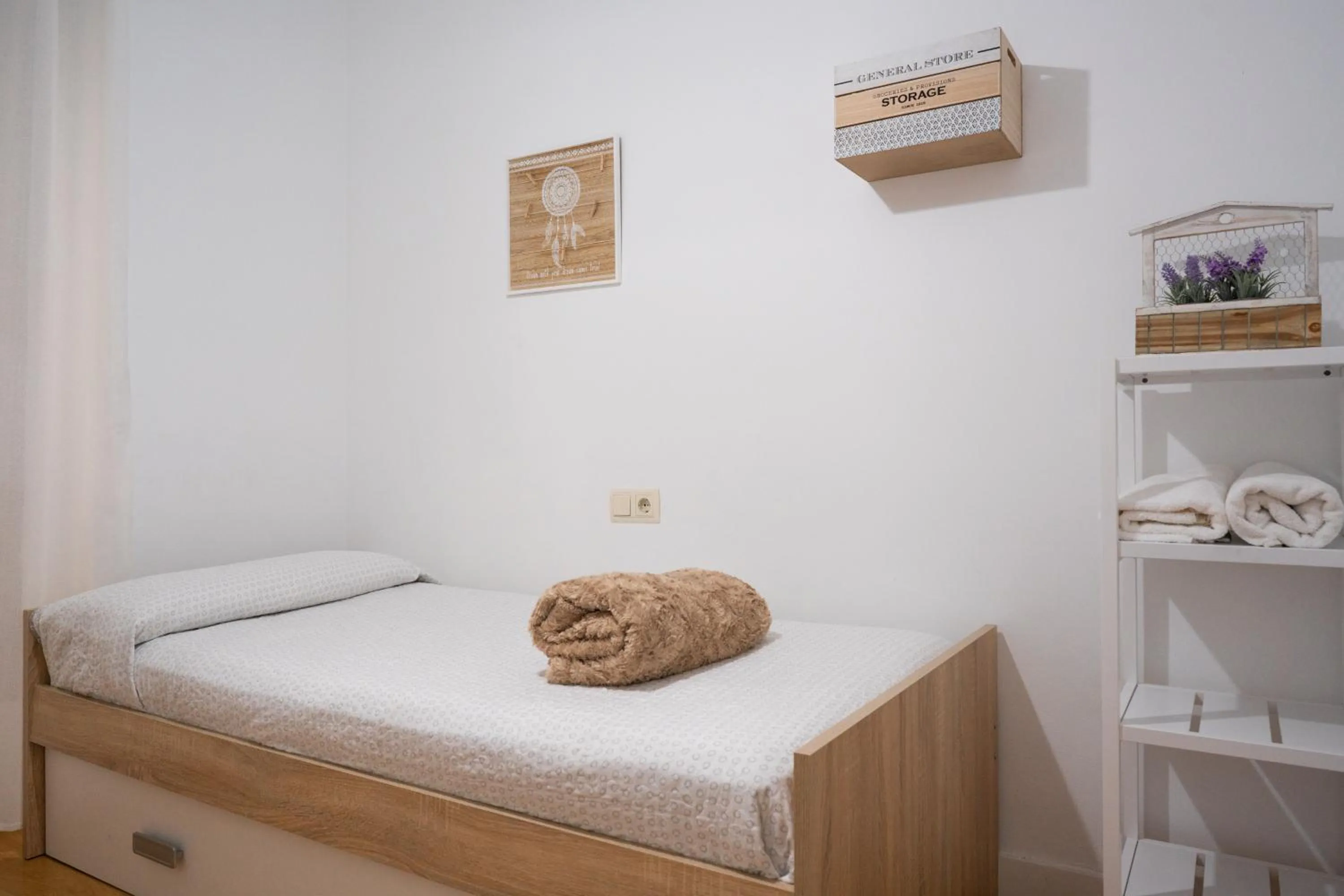 Bed in Pension Venecia Gomerez