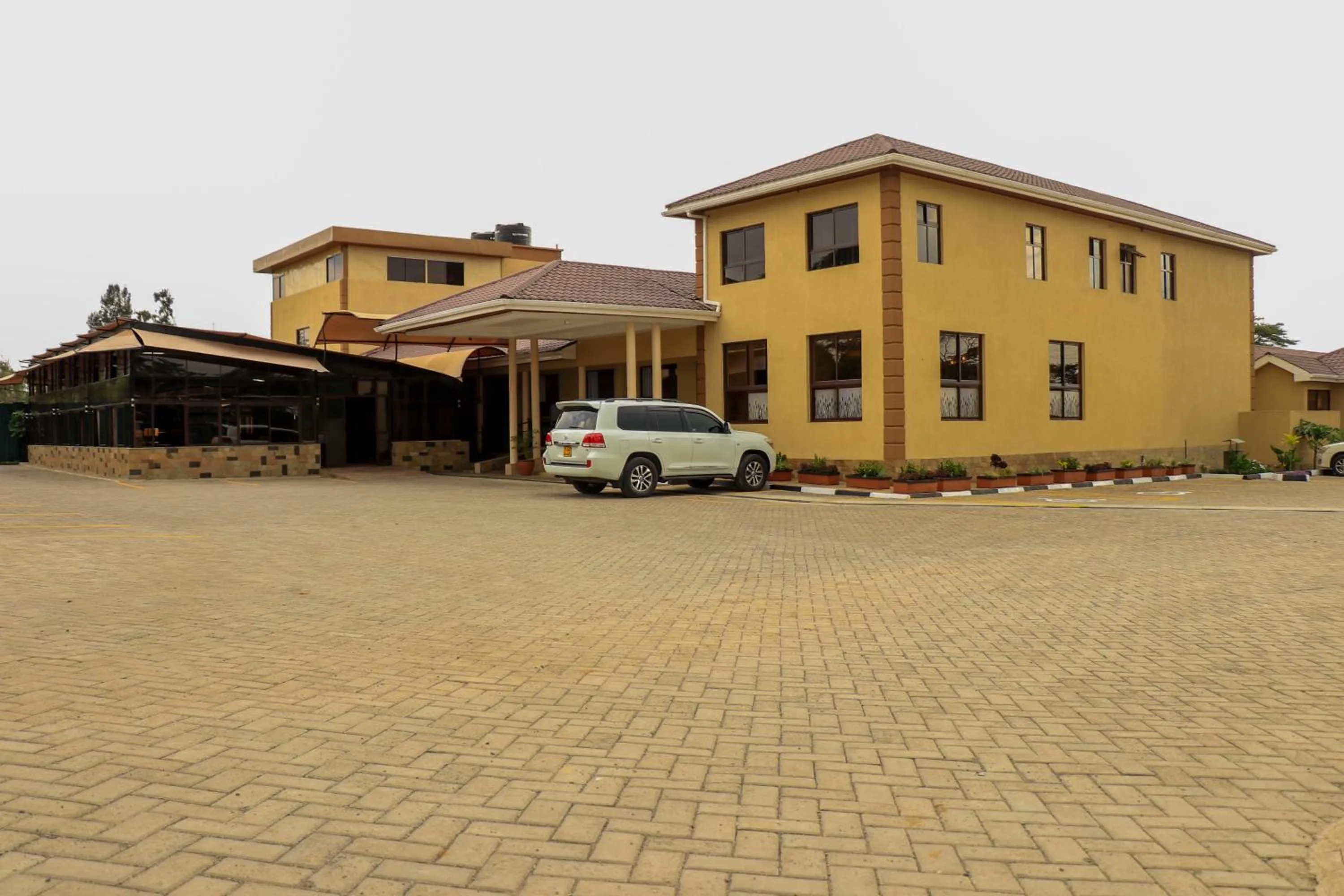 Property building in Lake Naivasha Lazarus Lodge
