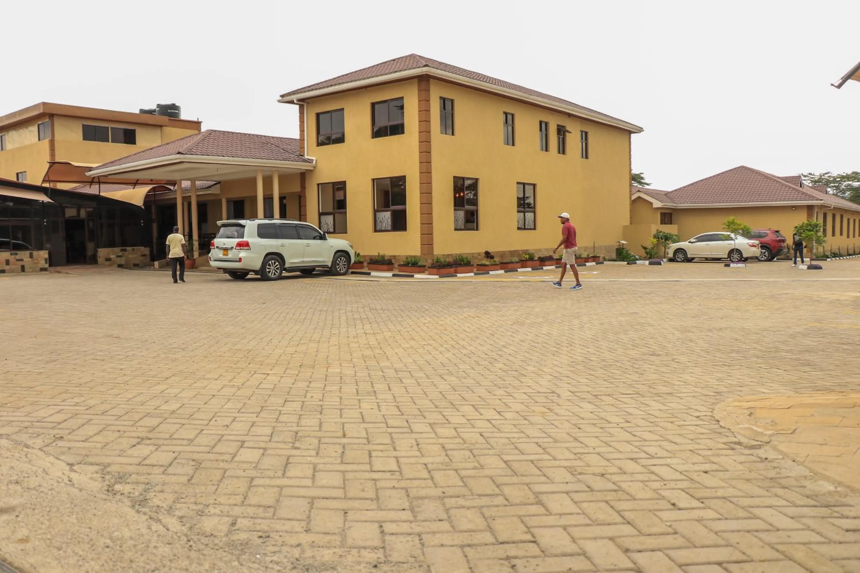 Property building in Lake Naivasha Lazarus Lodge