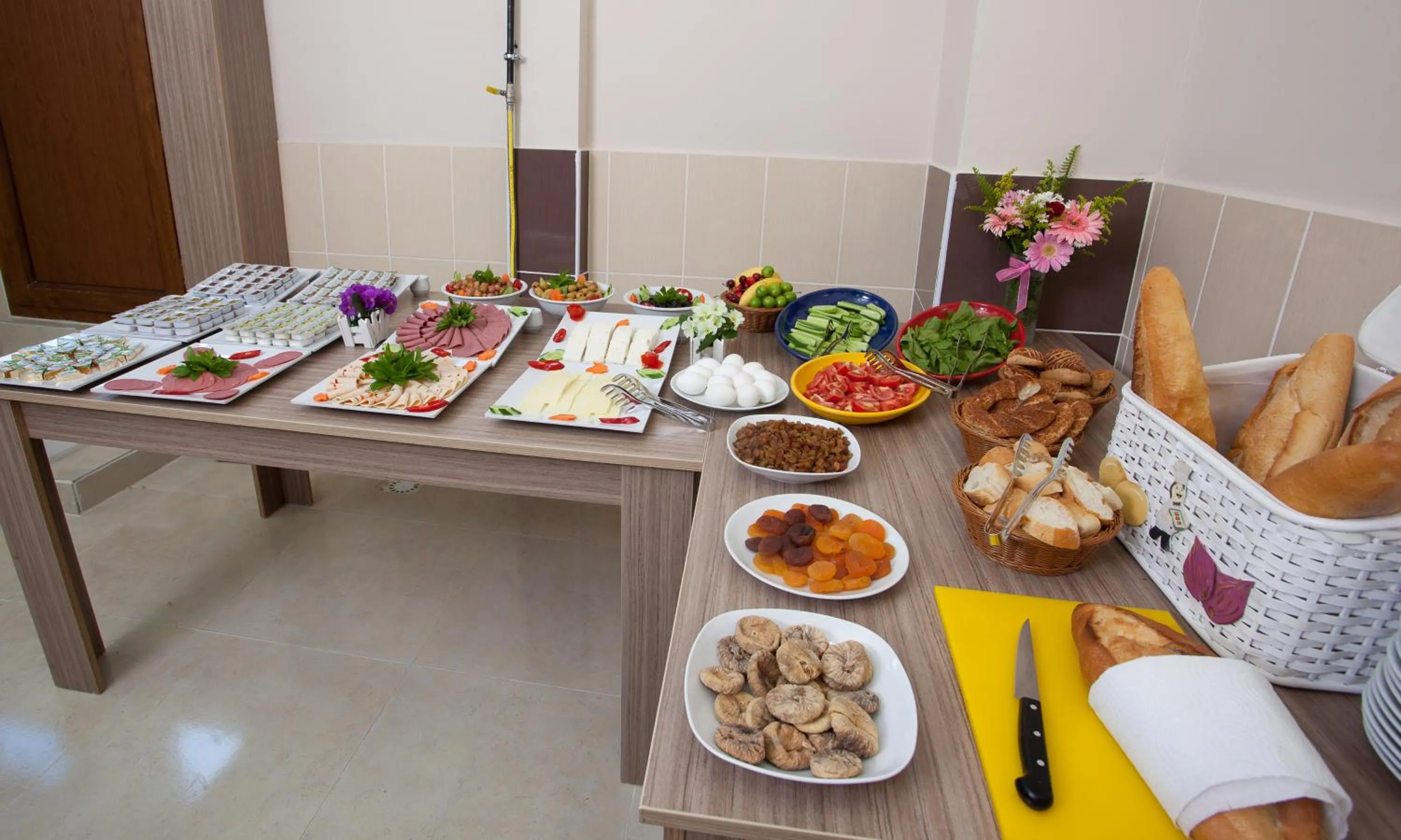 Buffet breakfast in Birlik Apart Hotel