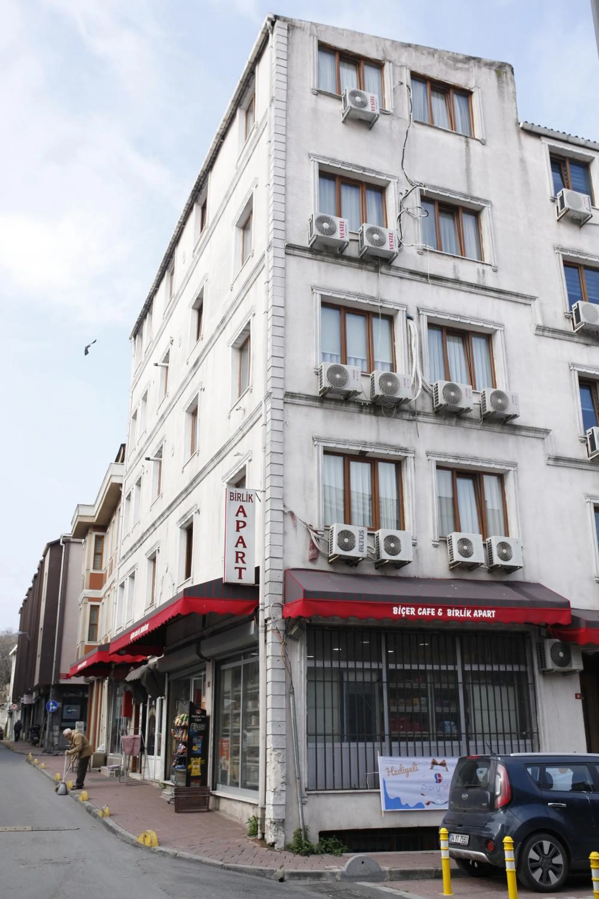 Property building in Birlik Apart Hotel