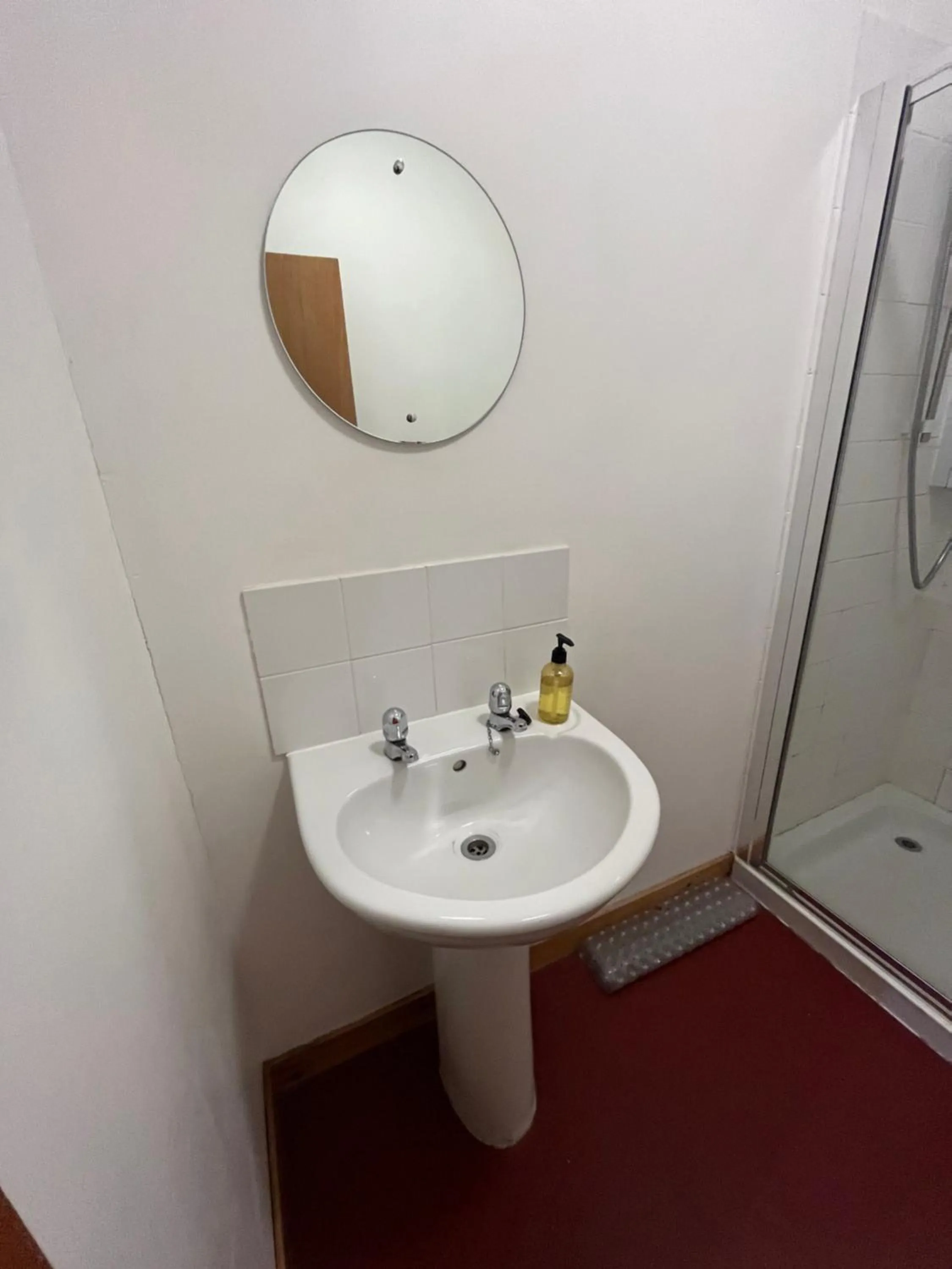 Bathroom in Columba House