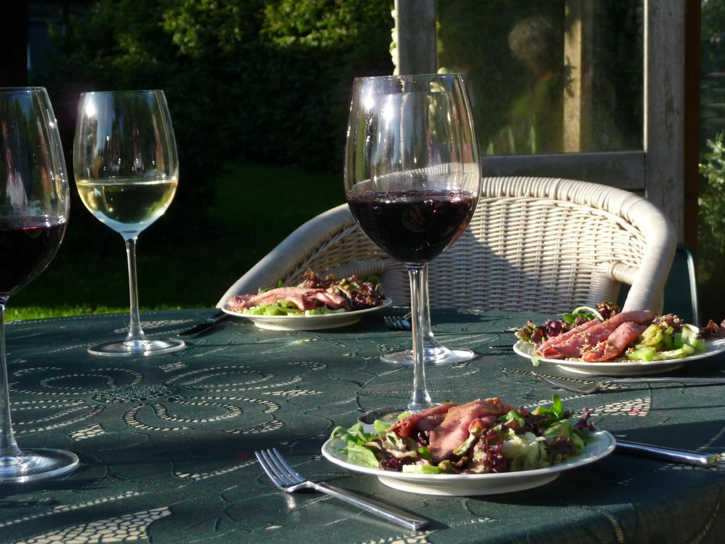 Restaurant/places to eat in Selatuinen