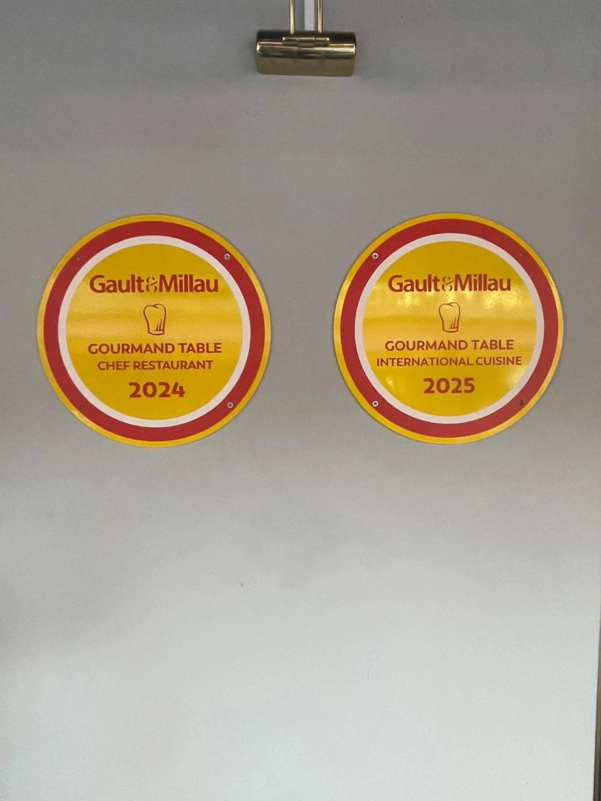 Restaurant/places to eat in Sura Hagia Sophia Hotel