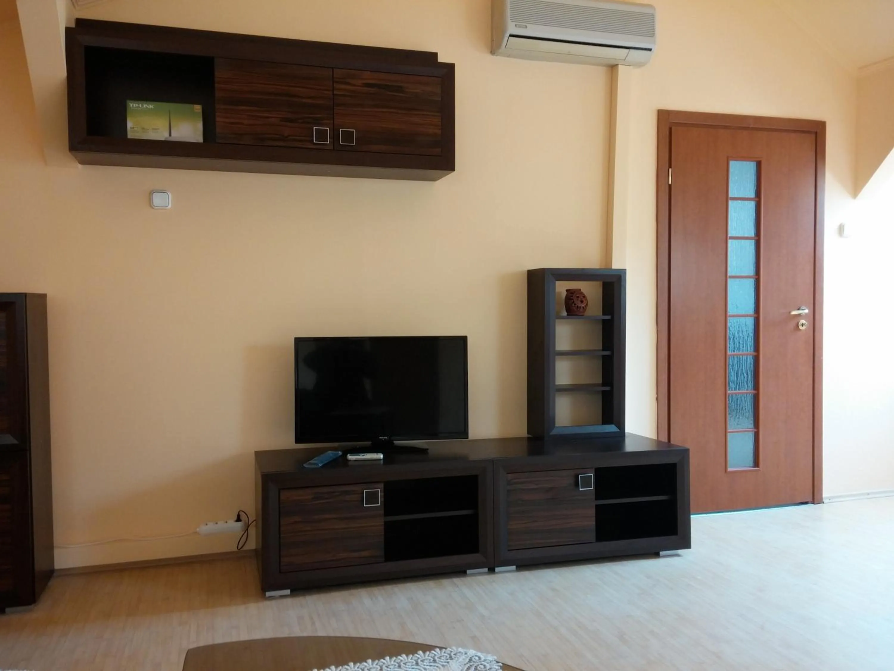 Photo of the whole room in Premier Apartment