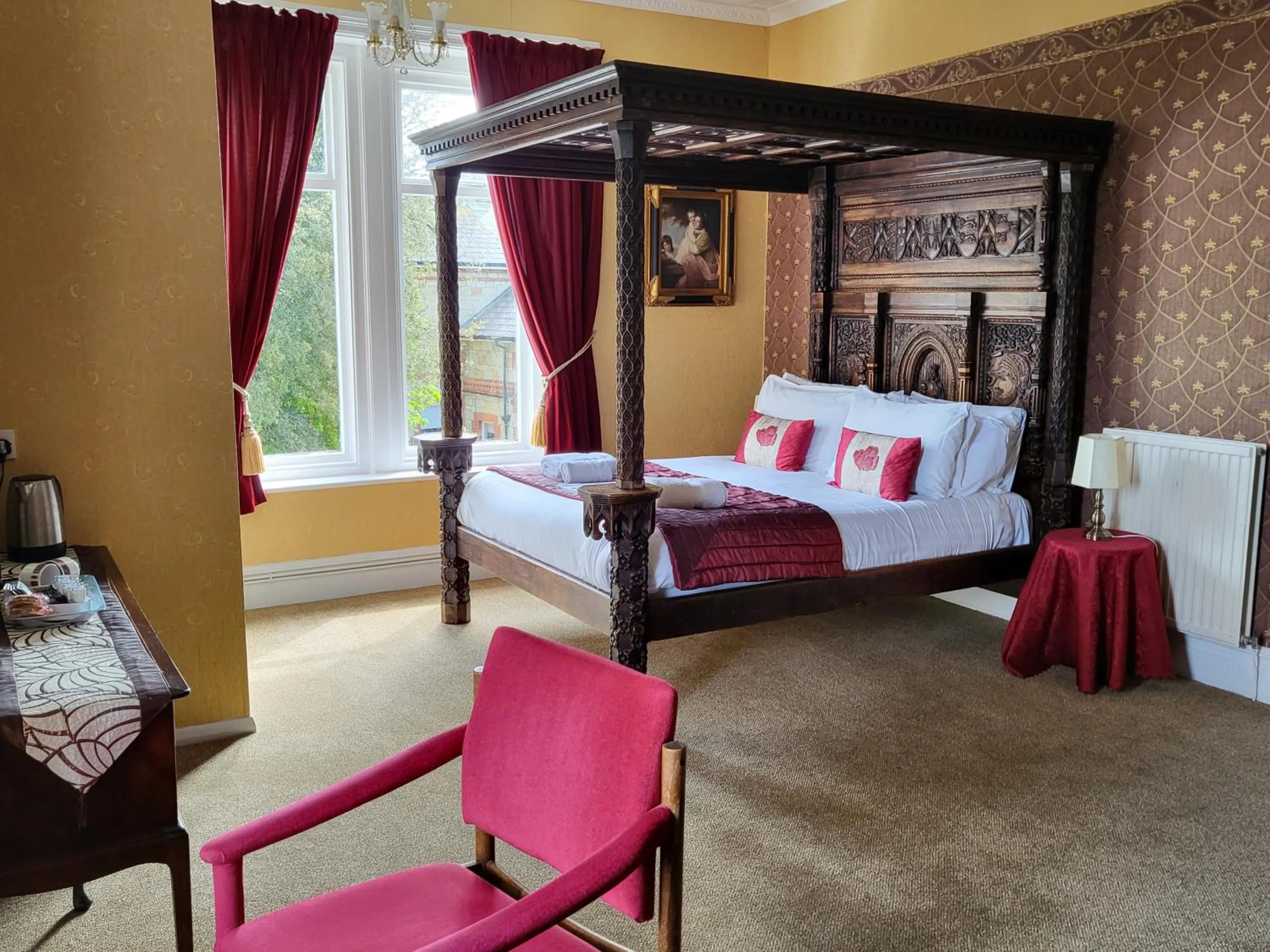 Bed in Eastmount Hall Hotel