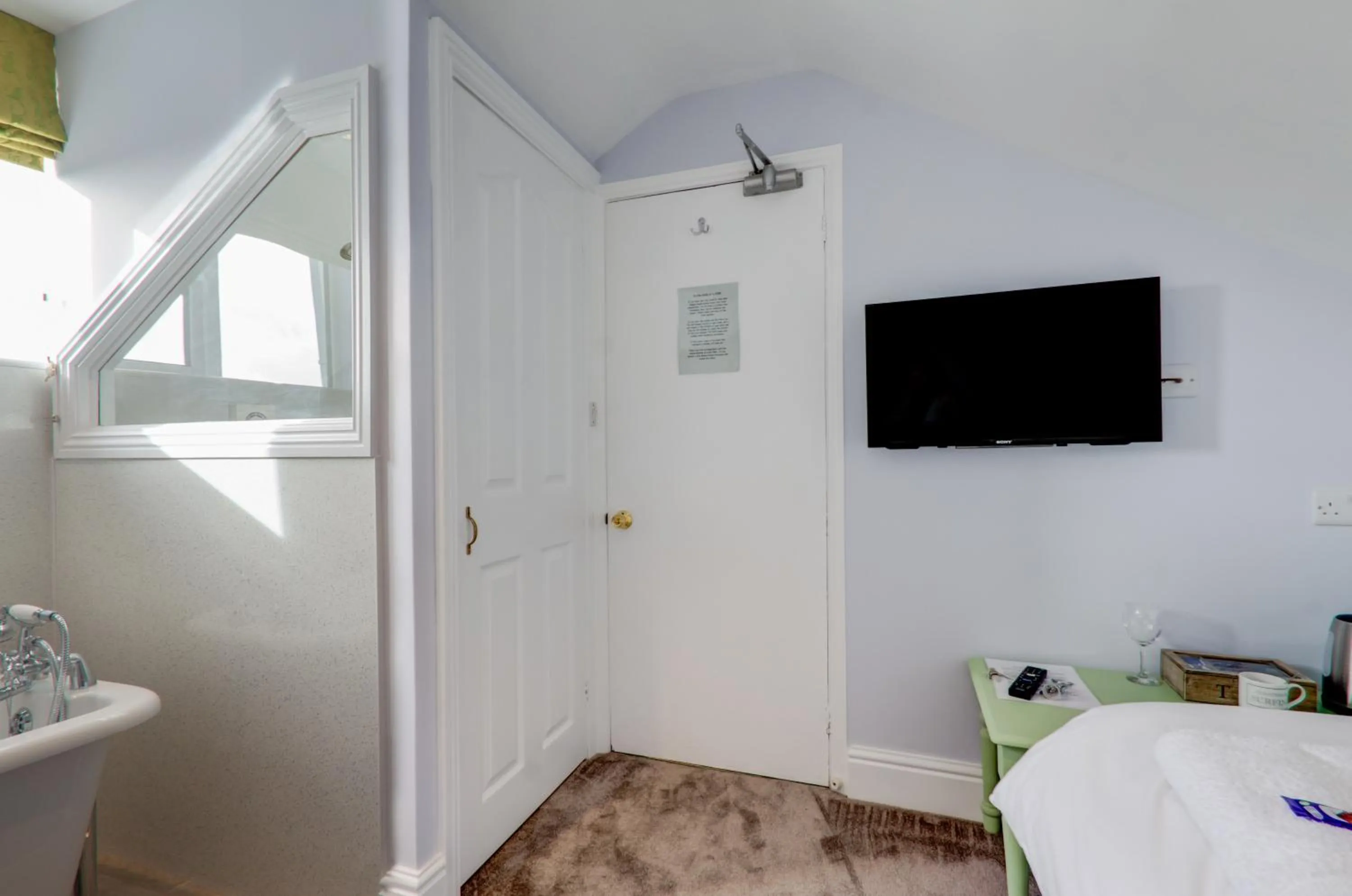 Photo of the whole room in Sunrise Guest House