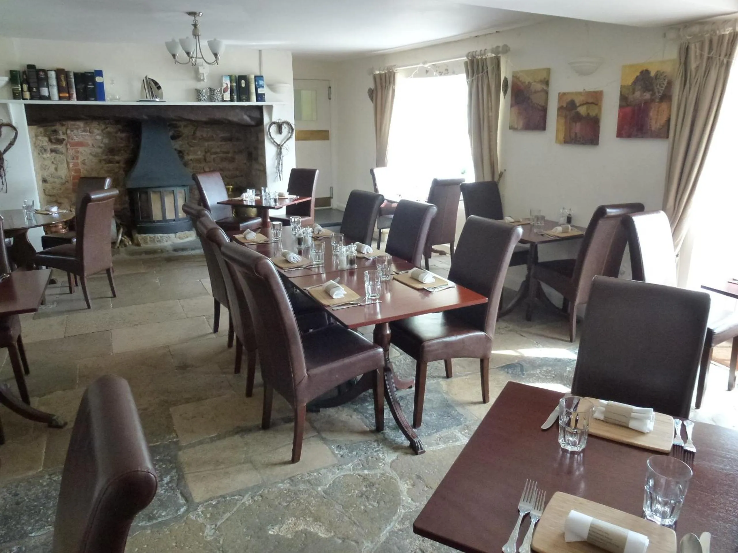 Restaurant/places to eat in The Manor House