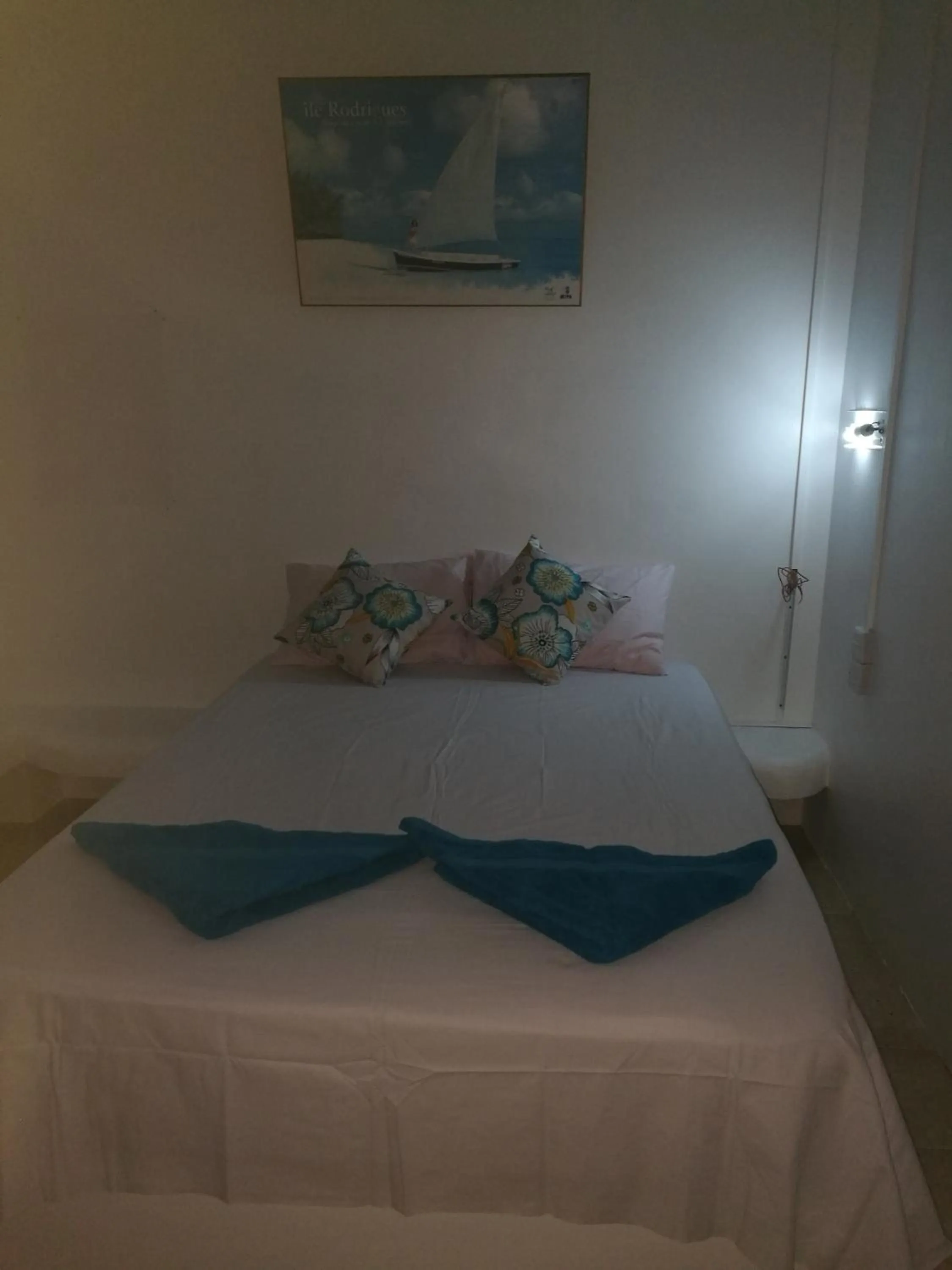 Bedroom, Bed in Rêve des Îles Guesthouse