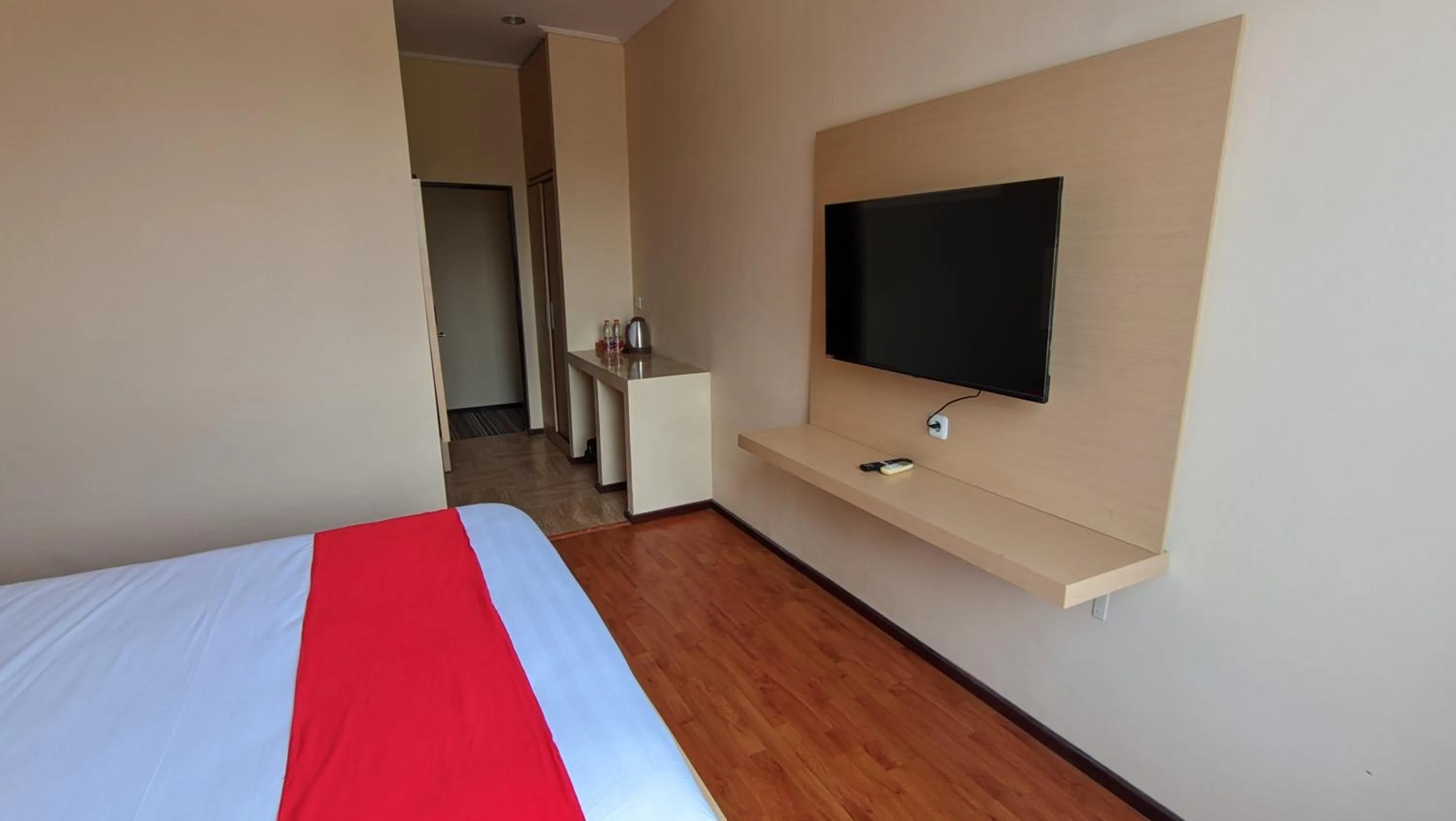 Bed in core inn juwita hotel