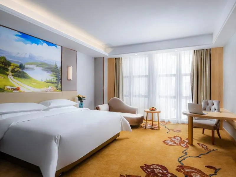 Bed in Vienna International Hotel Fujian Quanzhou Jinjiang Airport