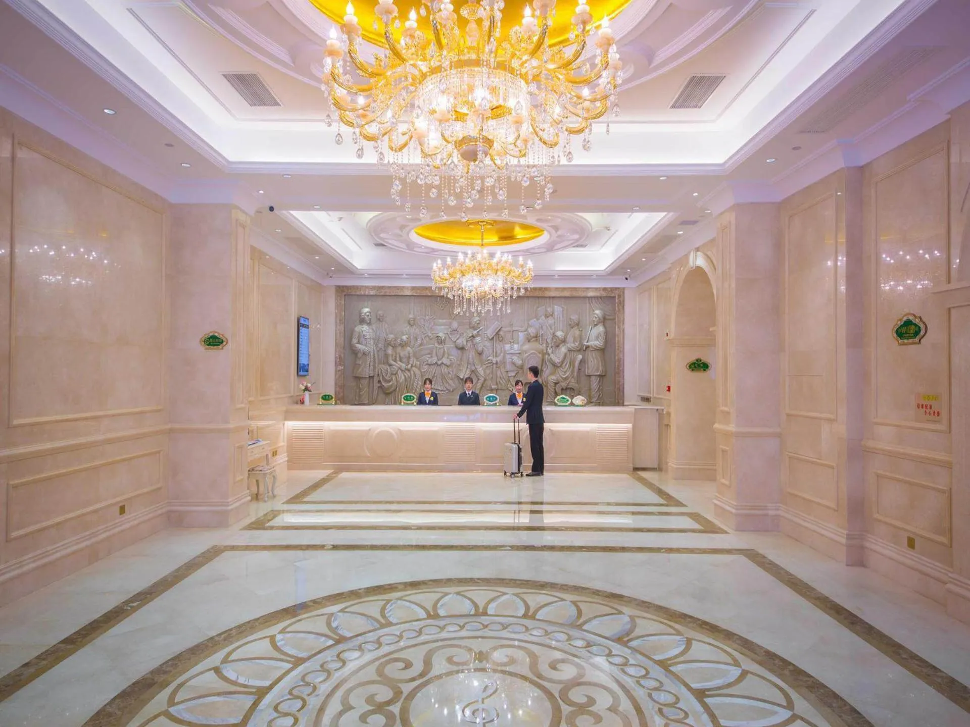 Vienna International Hotel Yichang Gezhouba Sanxia Culture Tiandi