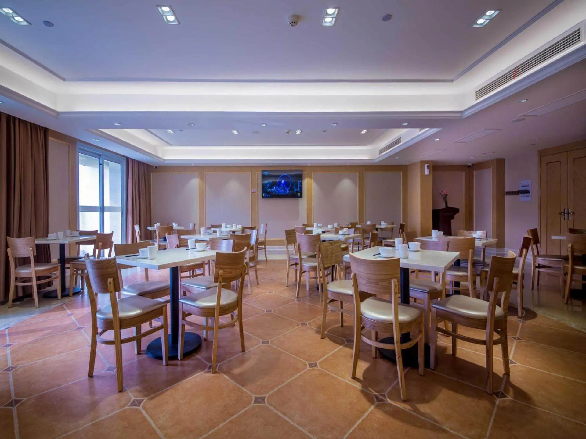 Vienna International Hotel Yichang Gezhouba Sanxia Culture Tiandi