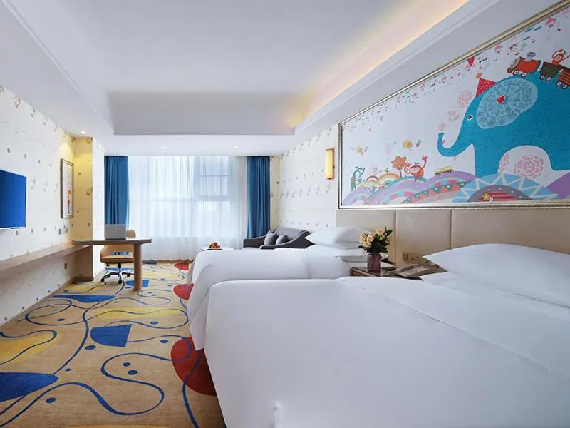 Bed in Vienna International Hotel Jurong Huayang