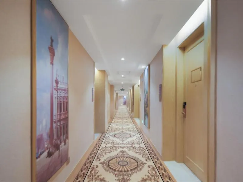 Vienna Hotel Yangzhou Gaoyou Dongfangyujing