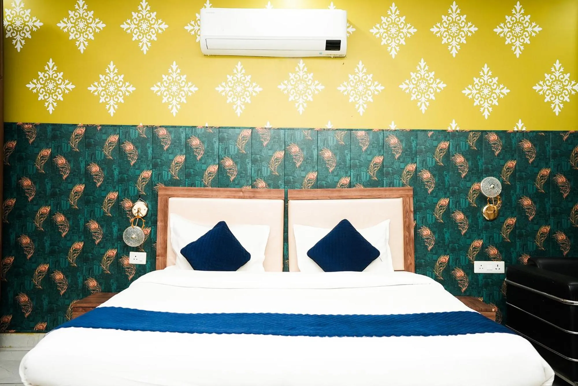 Bed in FabHotel Tanvi Premium