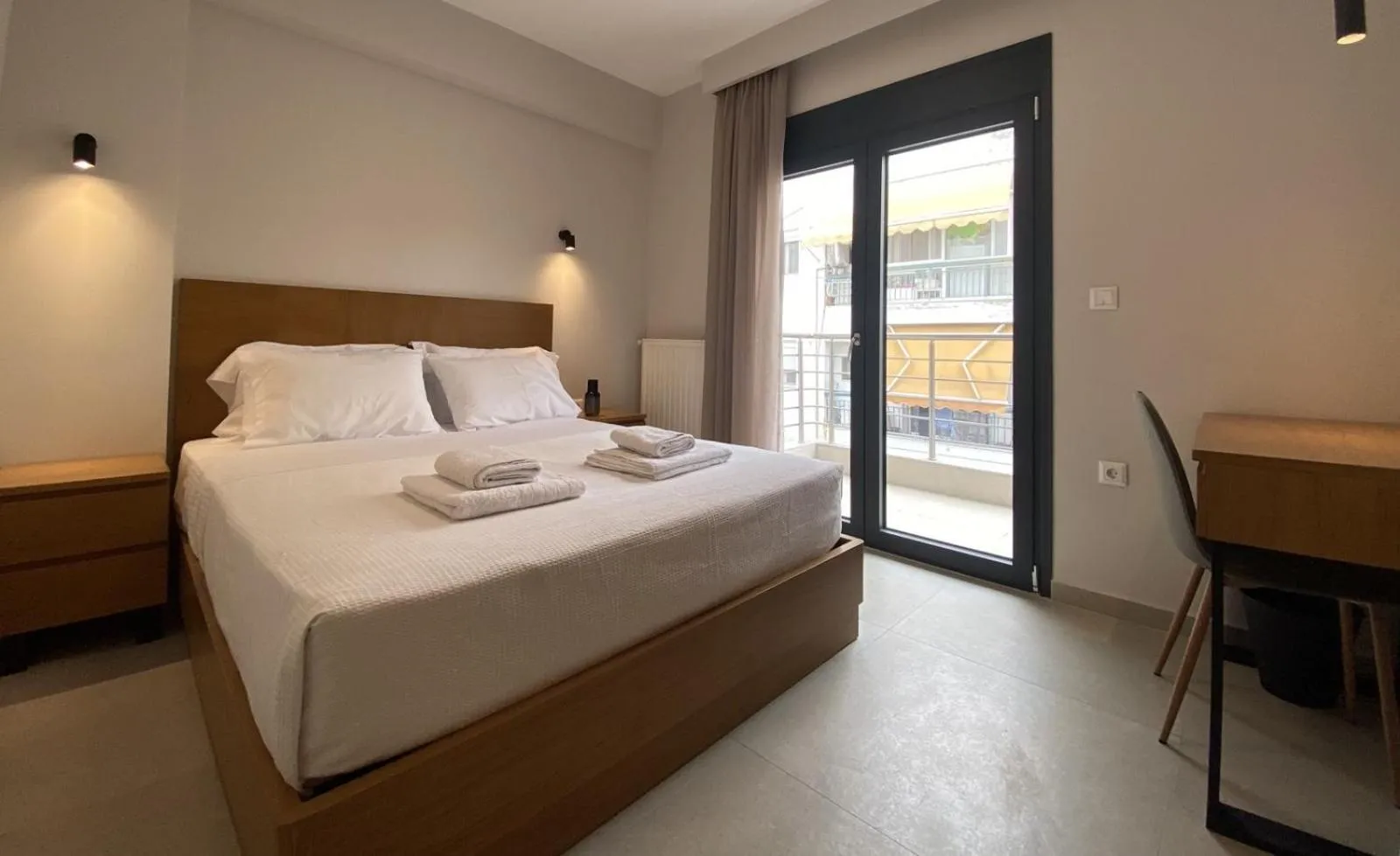 Bedroom, Bed in Toumba apartments