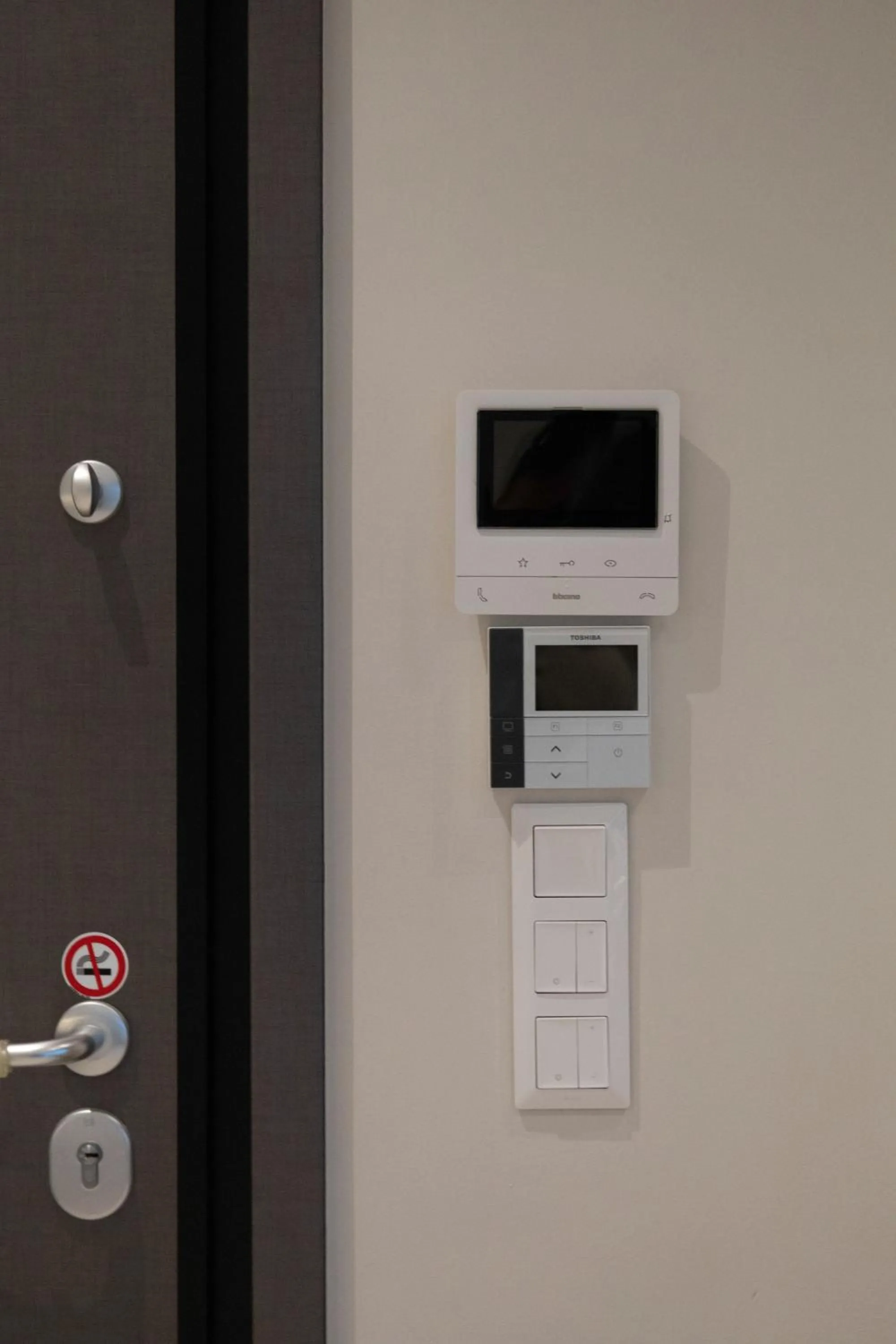 air conditioner in Toumba apartments