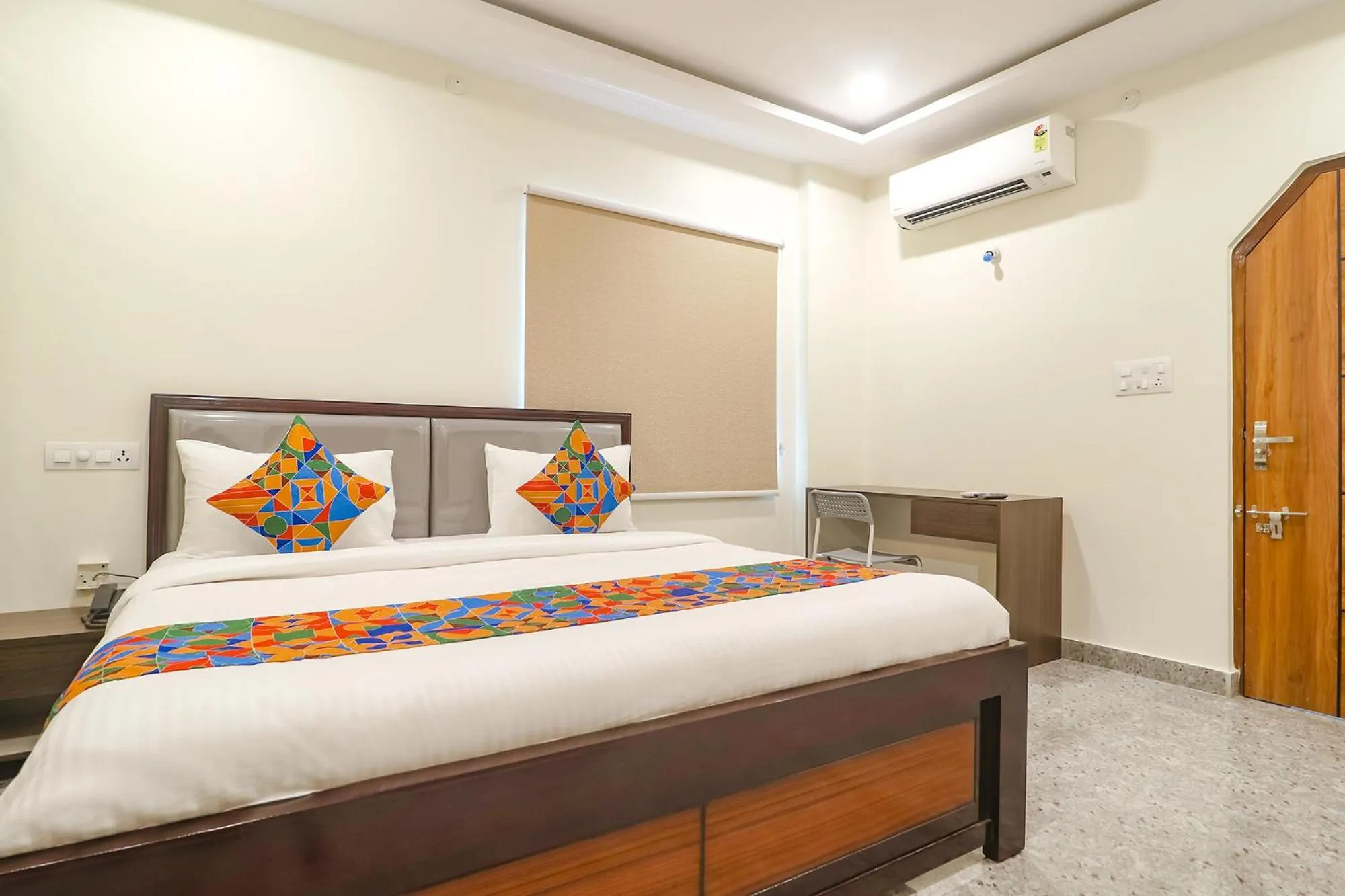 Bed in Via RS Living - Nr TCS Deccan Park, Hitech City