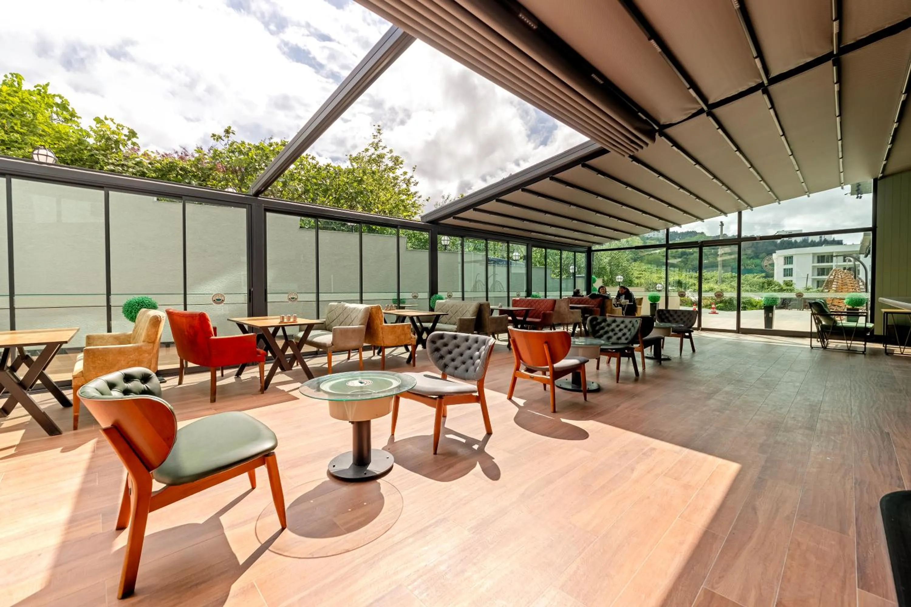 Restaurant/places to eat in Air Barbaros Hotel Trabzon