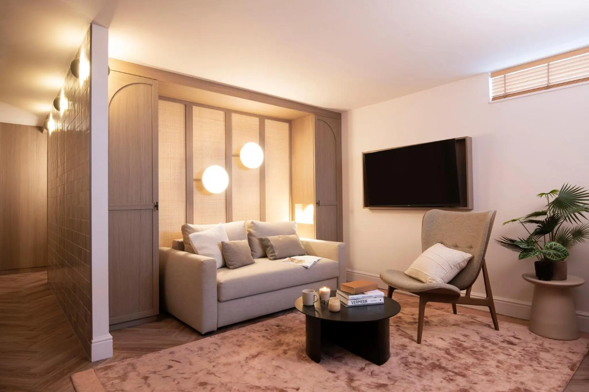 Photo of the whole room in Jan Luyken Amsterdam