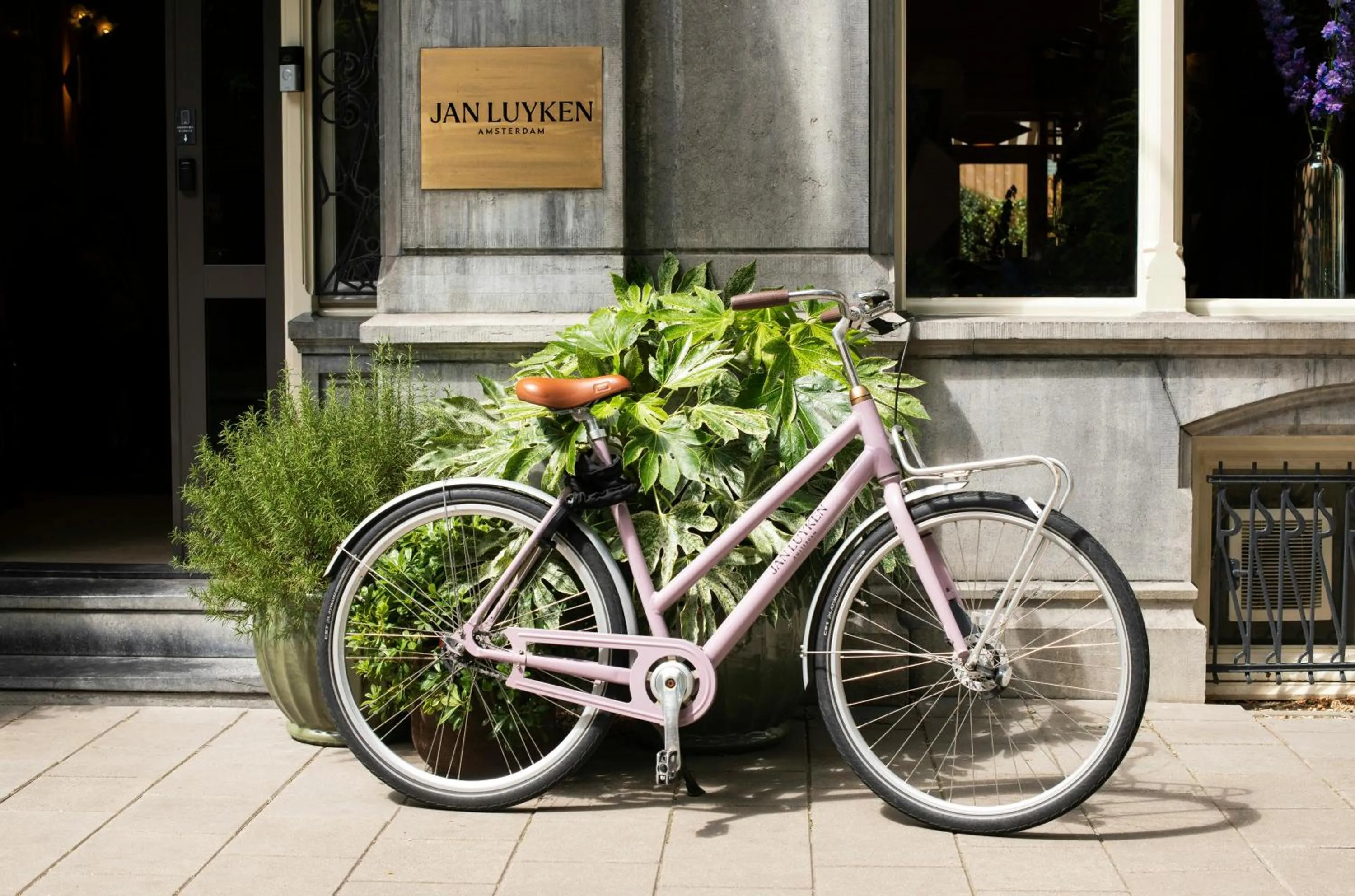 Property building in Jan Luyken Amsterdam