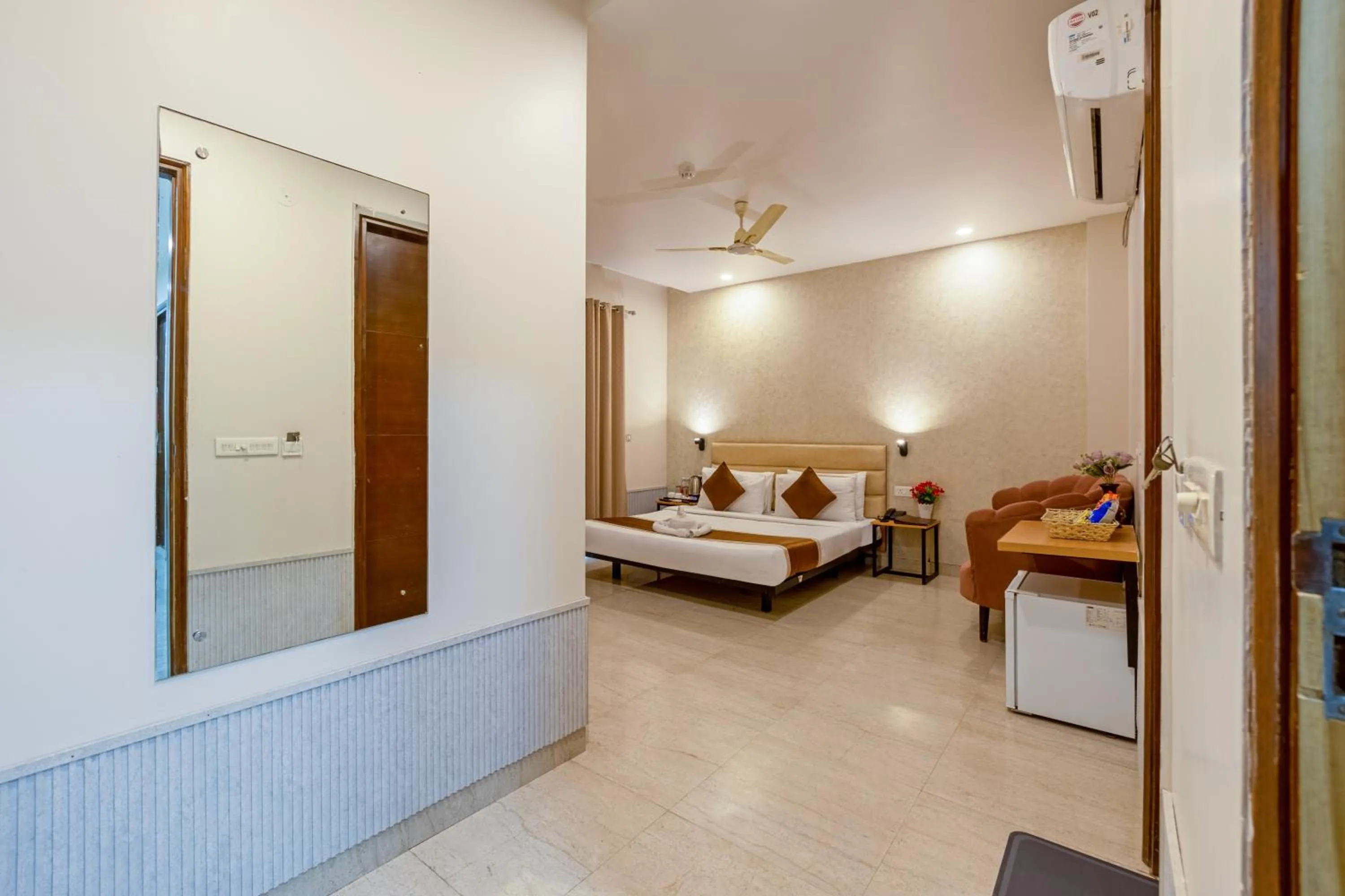 Photo of the whole room, Bed in Aadat Hotel Subhash Chowk Gurgaon