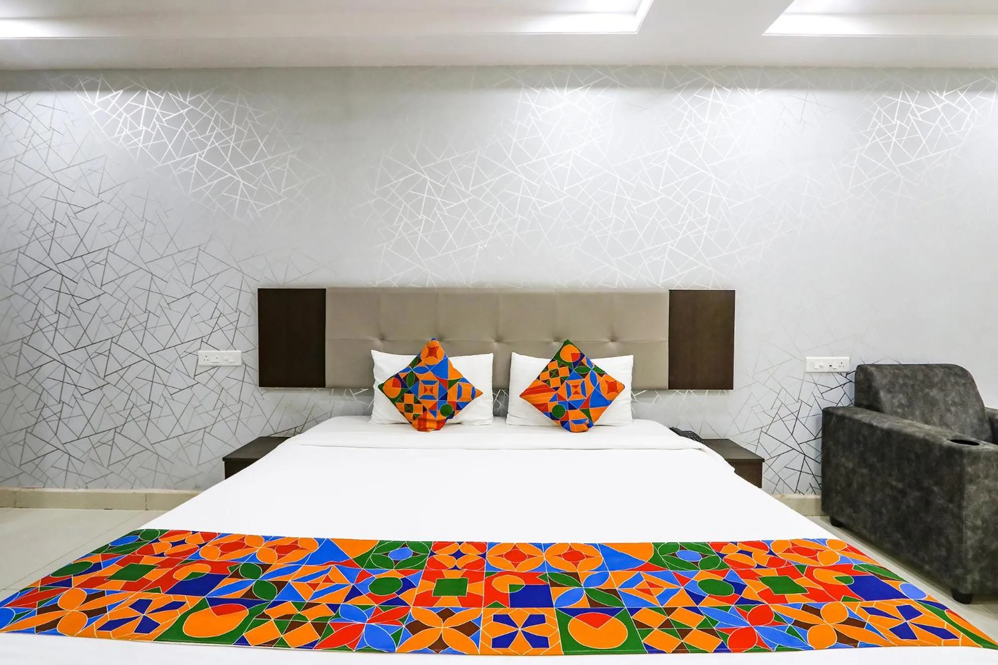 Bed in FabHotel Royal Signature - HITECH CITY