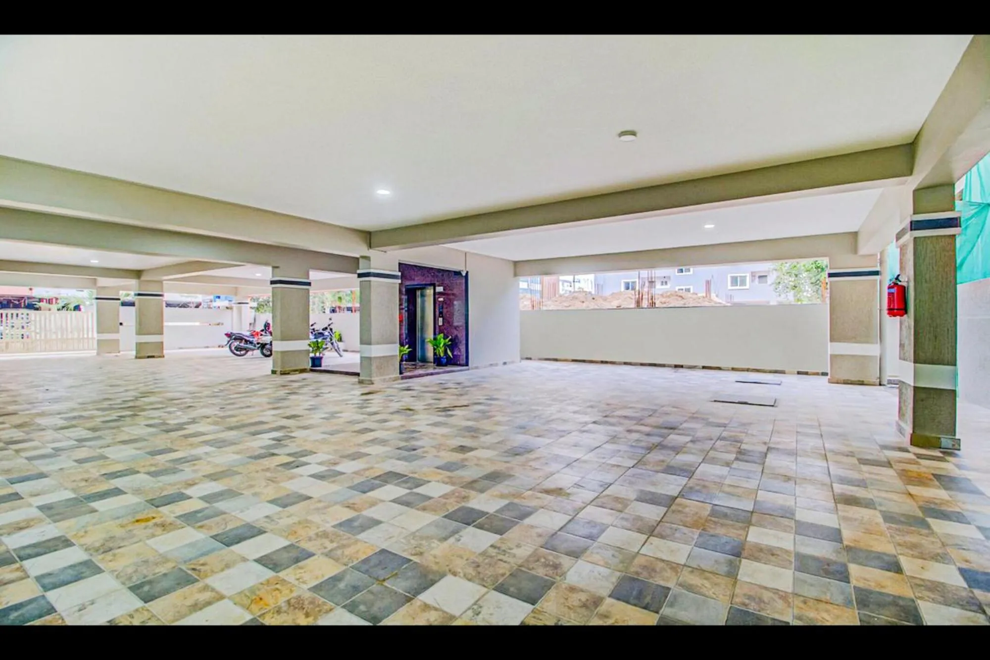 Parking in FabHotel Royal Signature - HITECH CITY