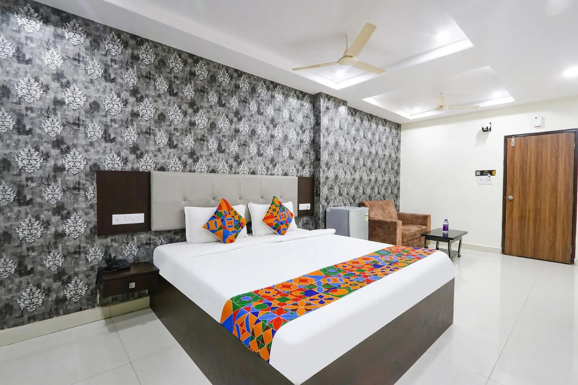 Bed in FabHotel Royal Signature - HITECH CITY